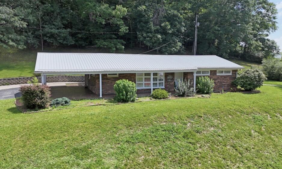 3590 Ky-638 Property Photo 1