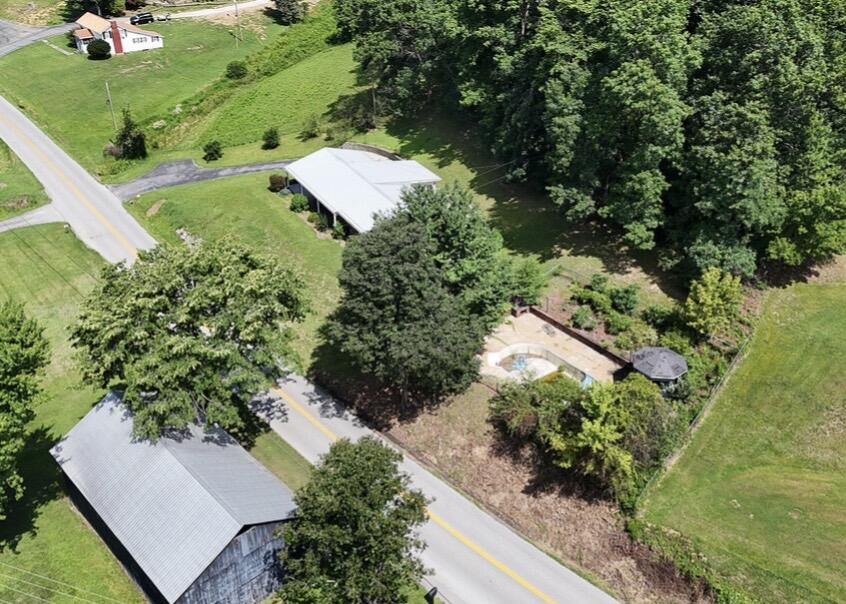 3590 Ky-638 Property Photo 7