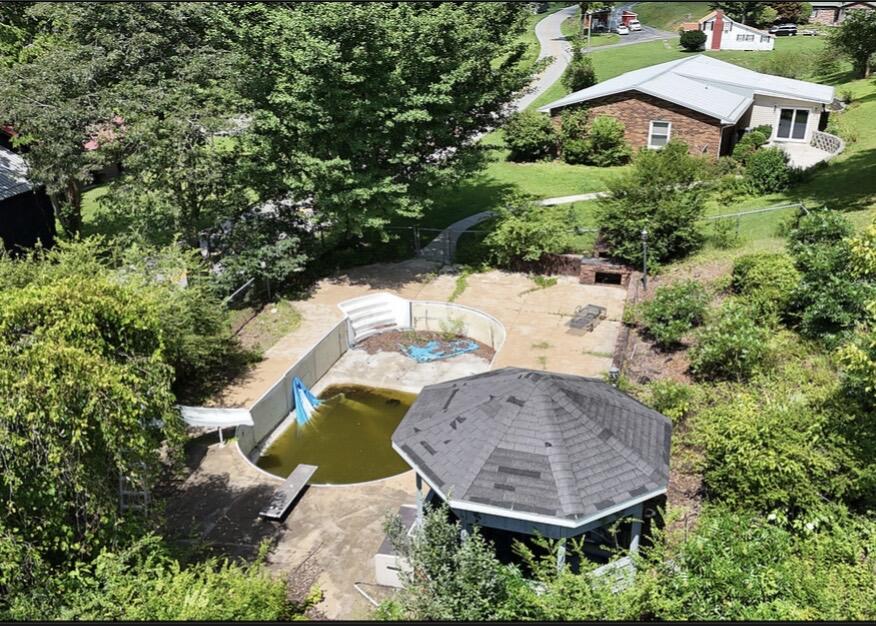 3590 Ky-638 Property Photo 8