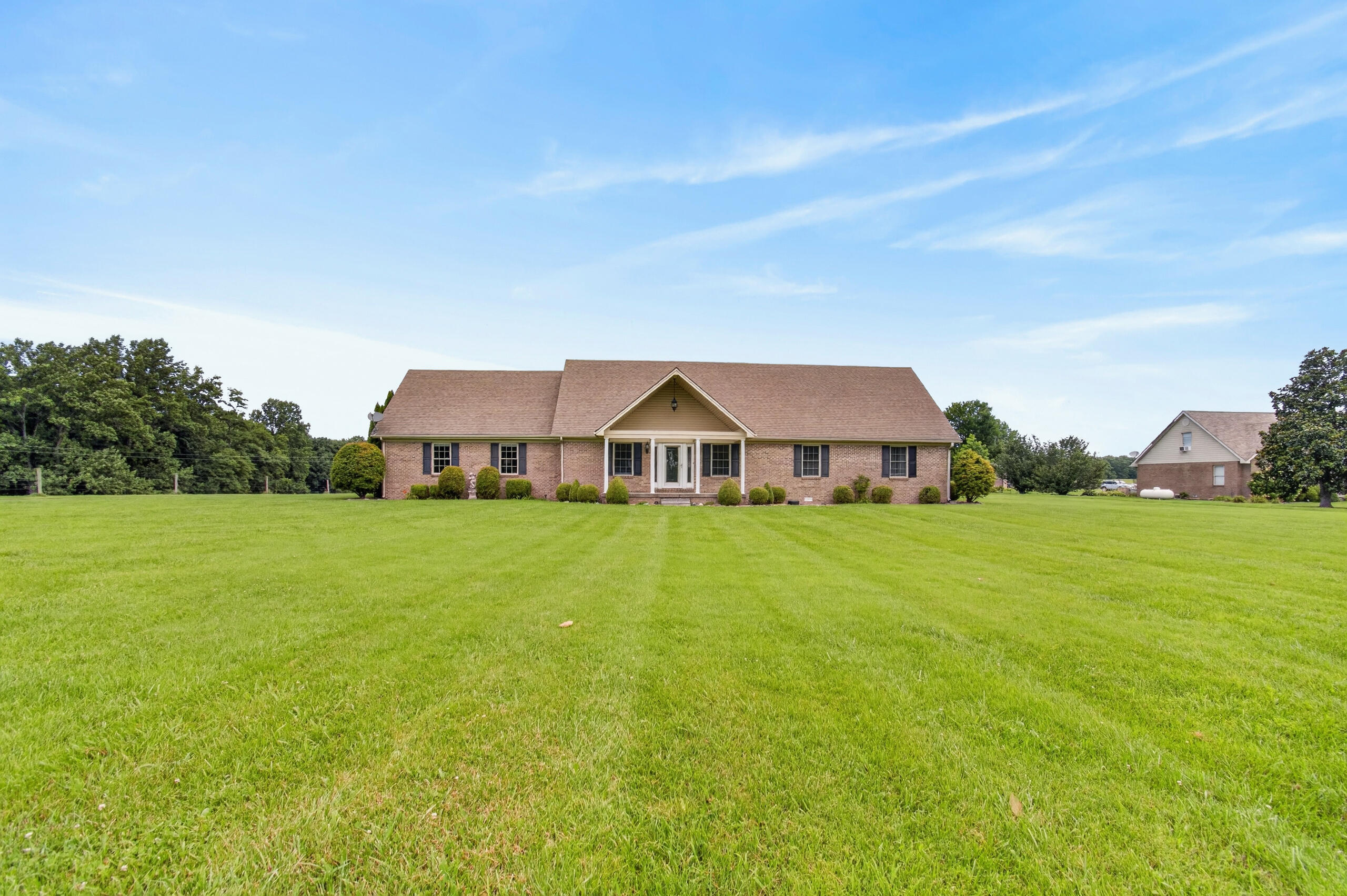1408 Ky-80 Property Photo 4