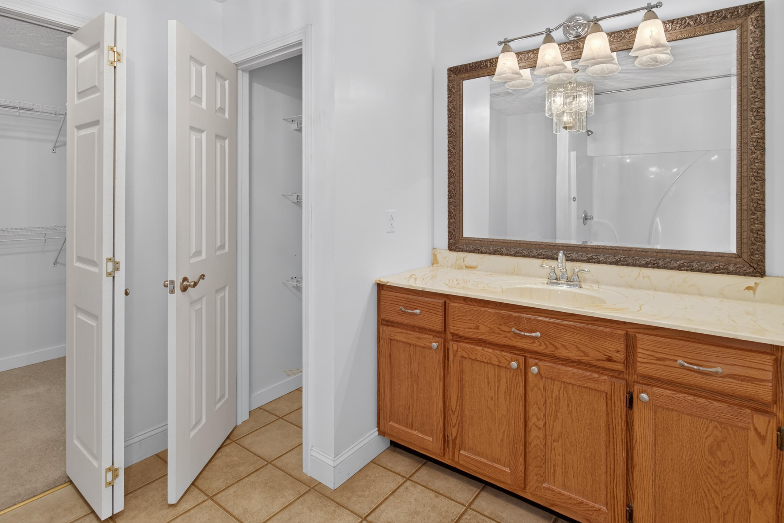1408 Ky-80 Property Photo 26