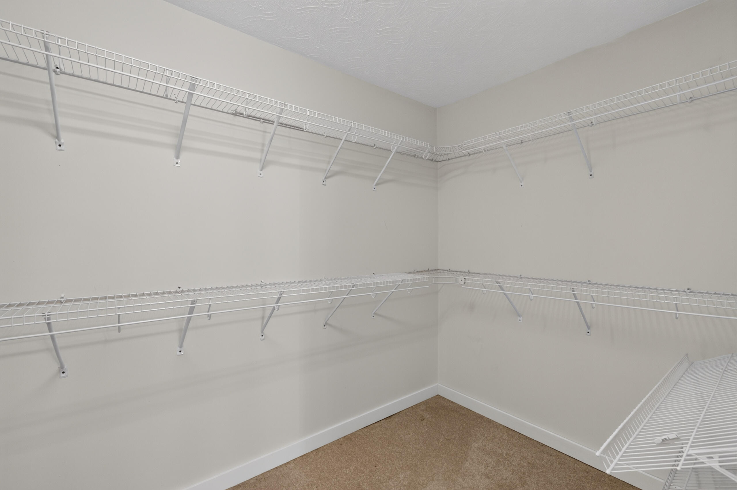 1408 Ky-80 Property Photo 28
