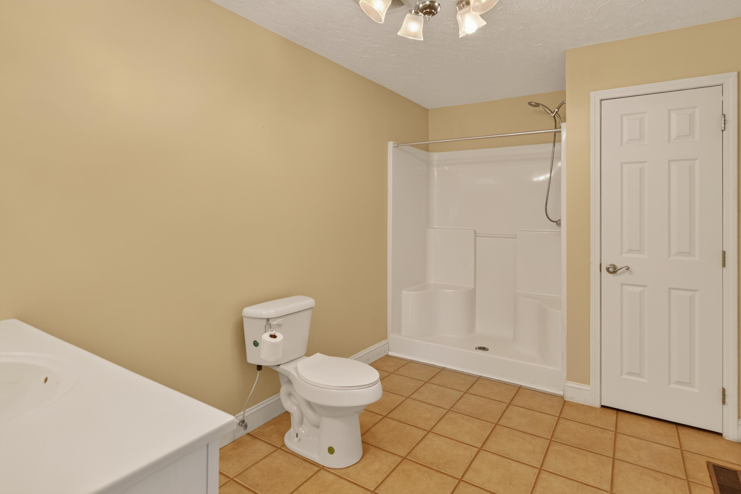 1408 Ky-80 Property Photo 31