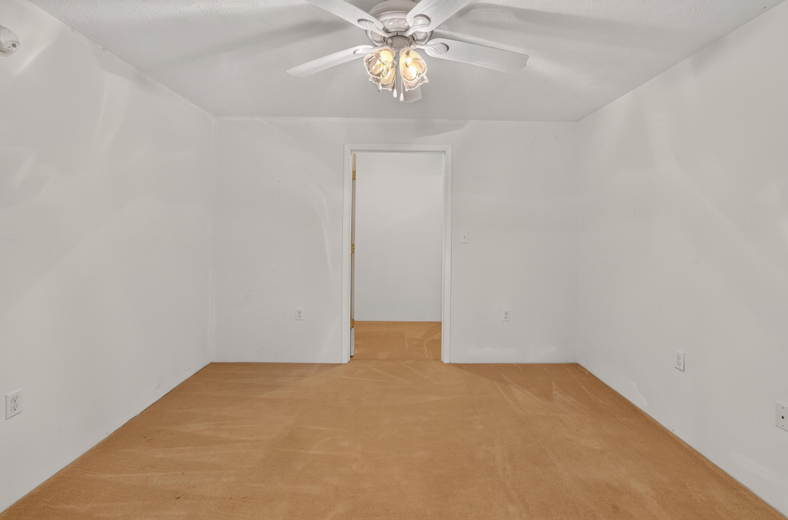 1408 Ky-80 Property Photo 40