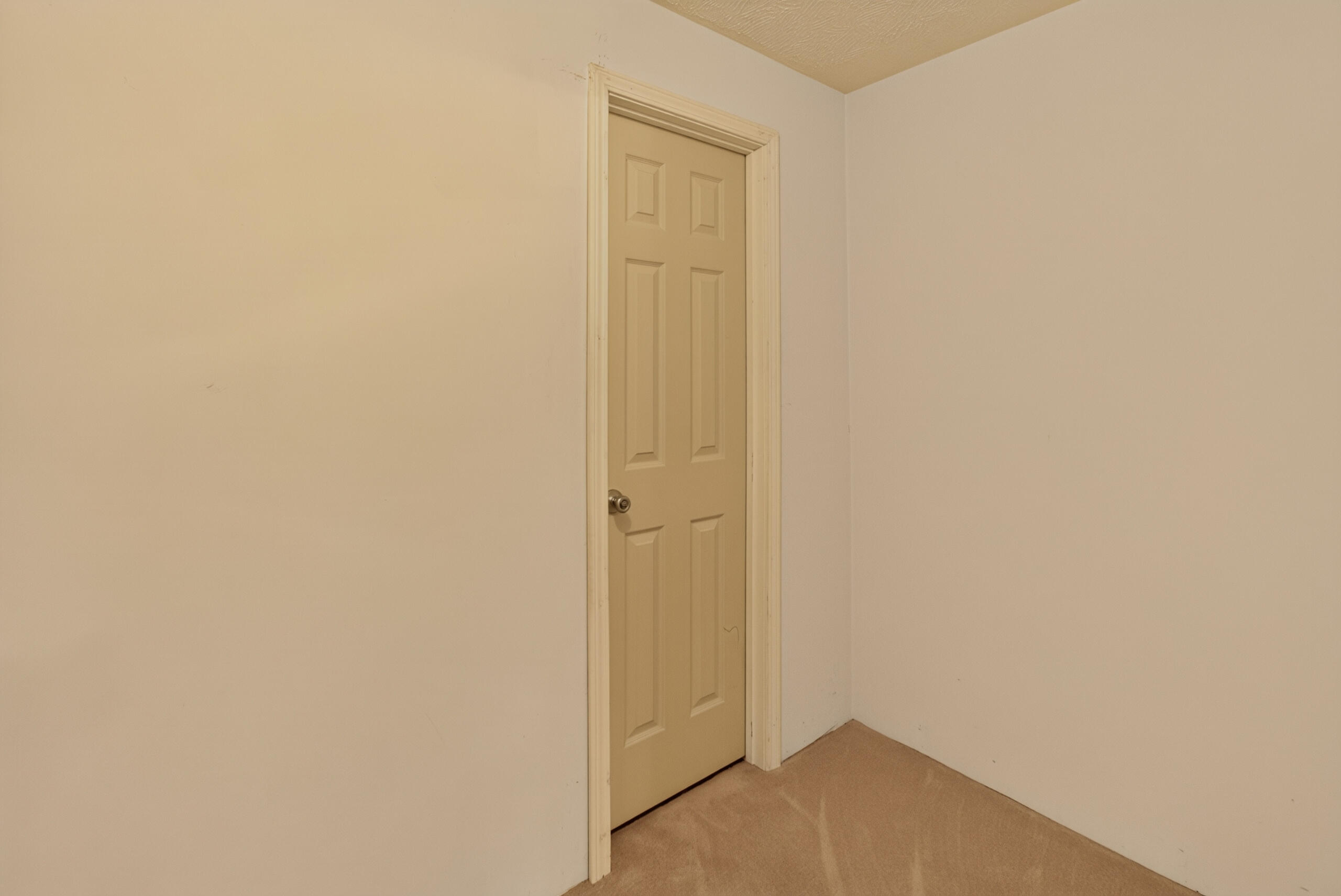 1408 Ky-80 Property Photo 41