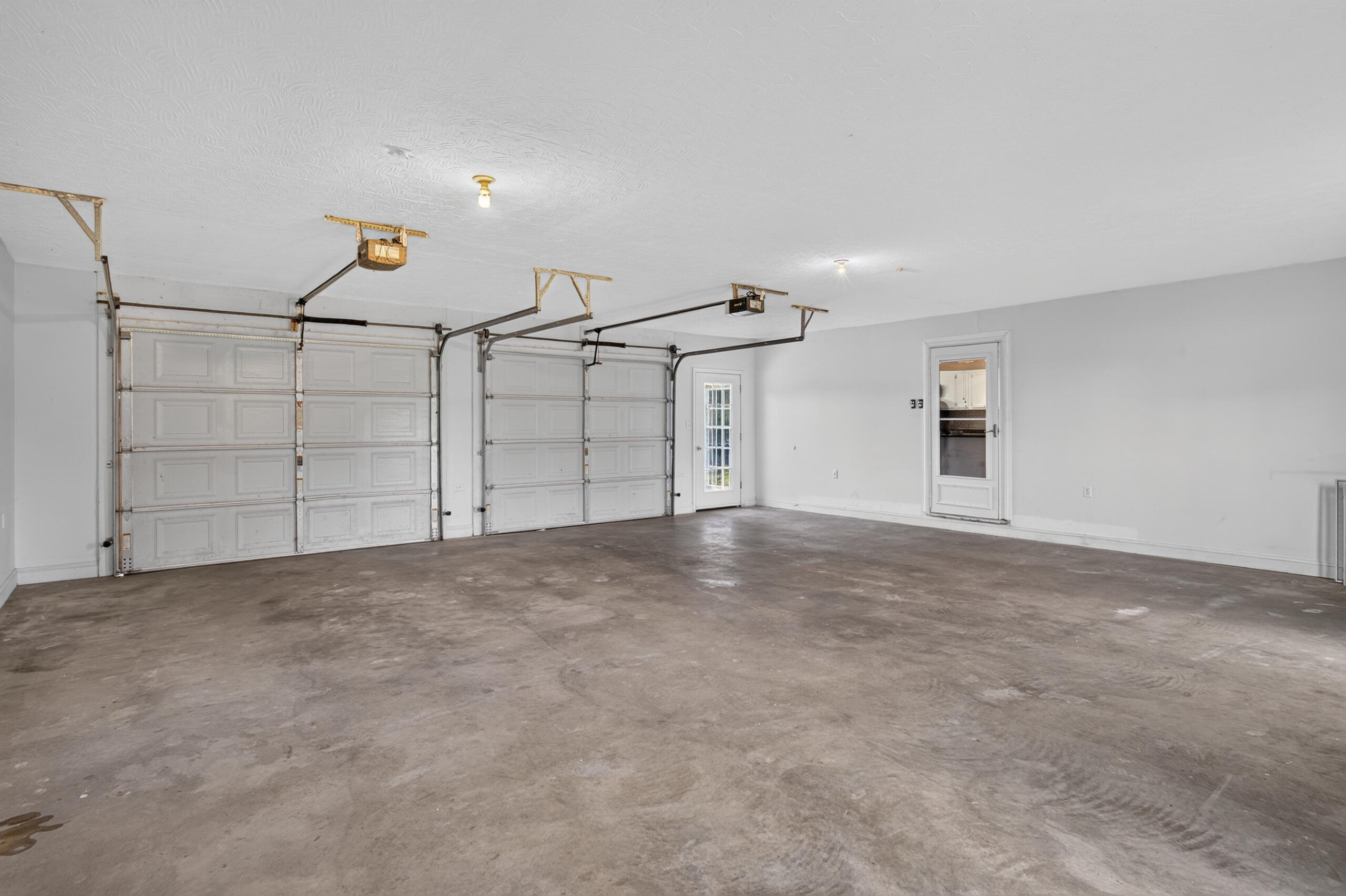 1408 Ky-80 Property Photo 46