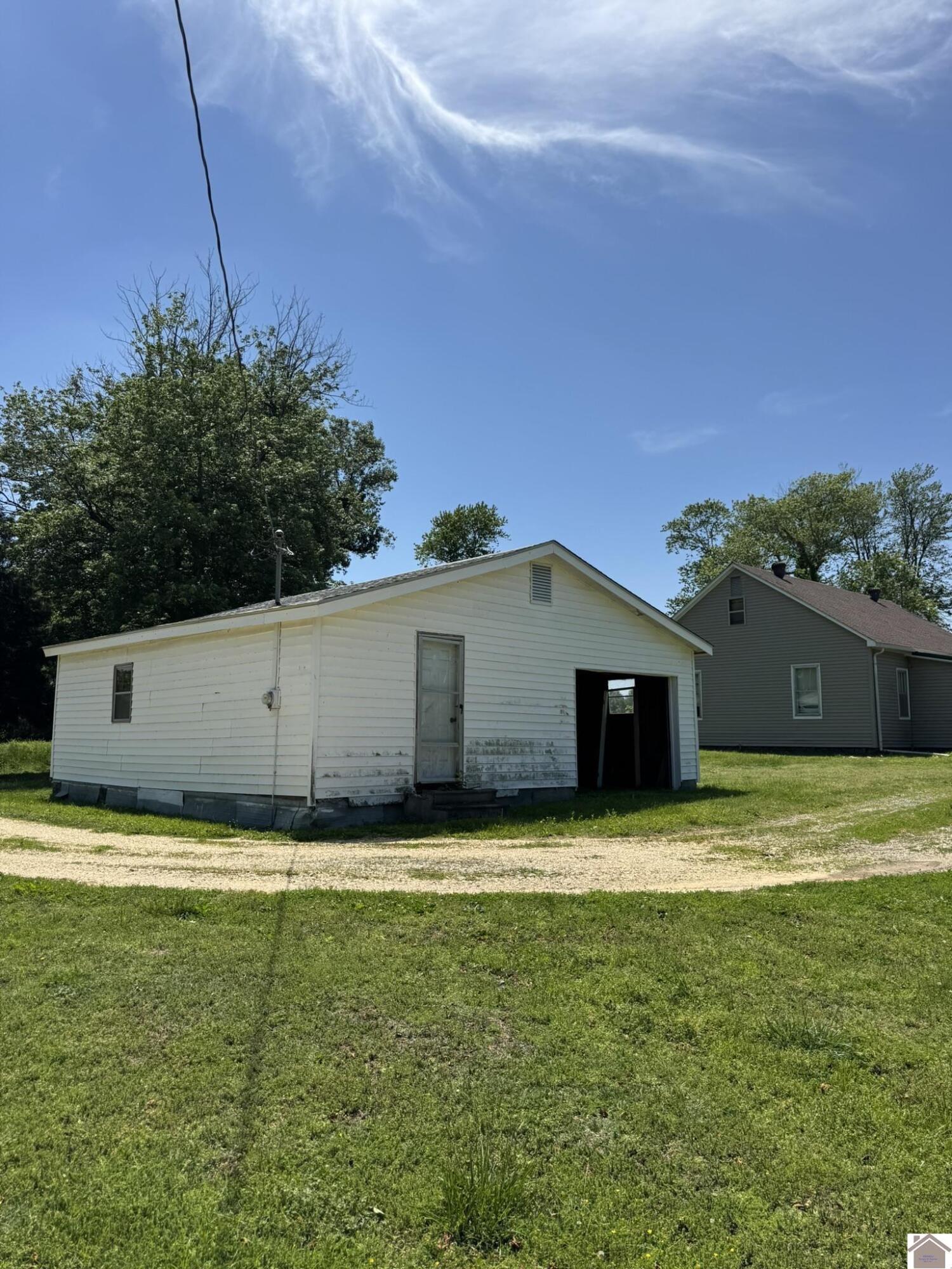 5250 State Route 123 Property Photo 25