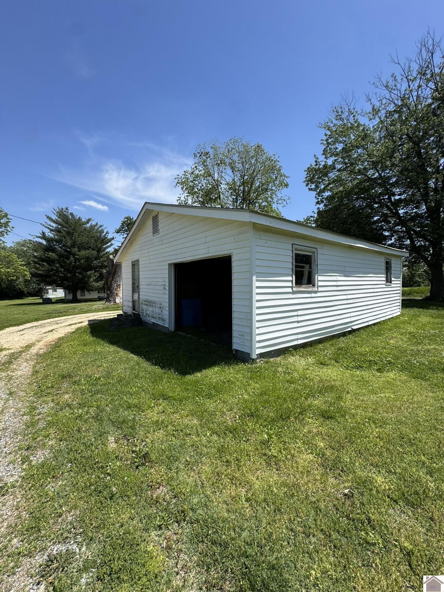 5250 State Route 123 Property Photo 35
