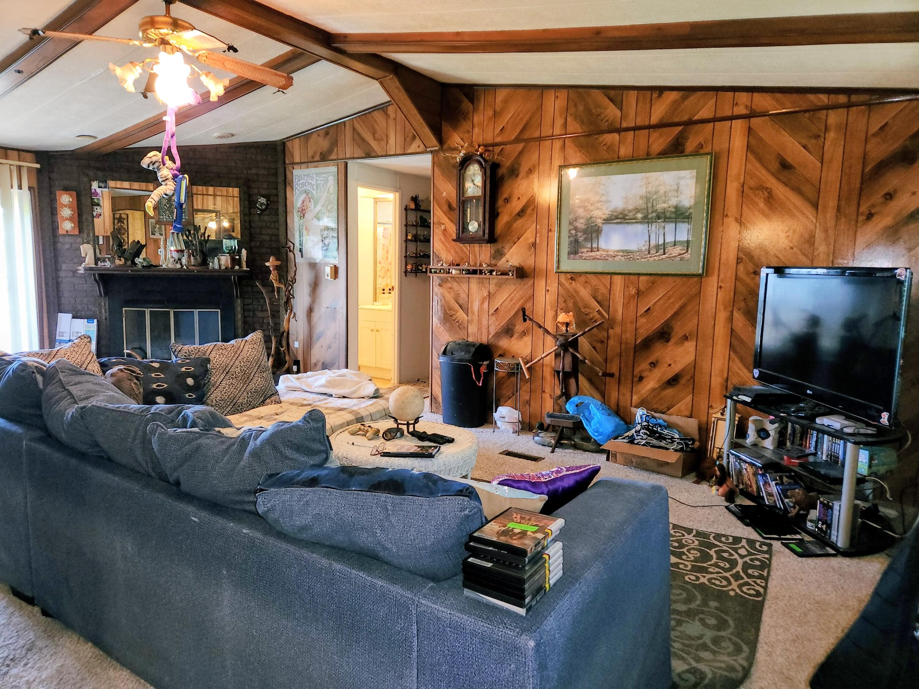 79 White Avenue Property Photo 3