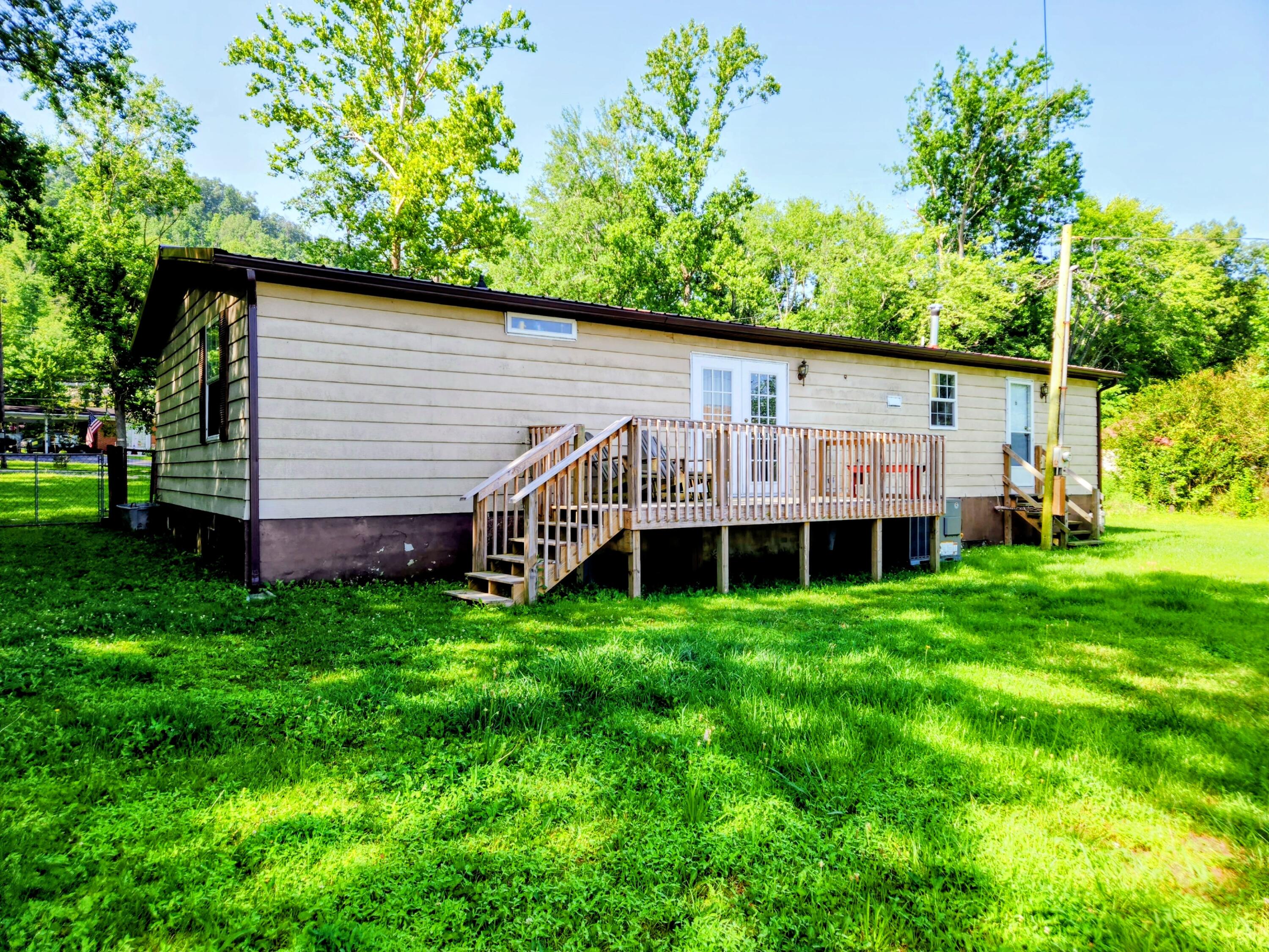 79 White Avenue Property Photo 16