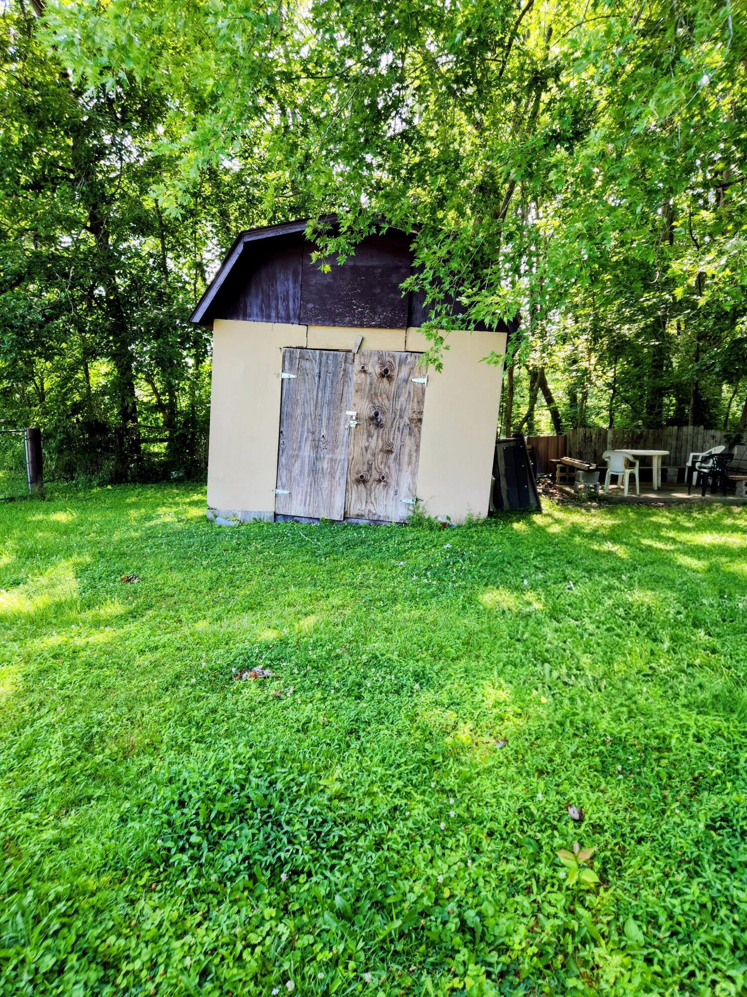 79 White Avenue Property Photo 17