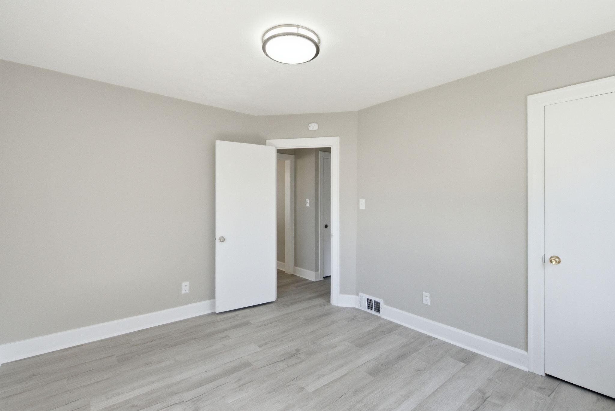1645 Liberty Road Property Photo 8