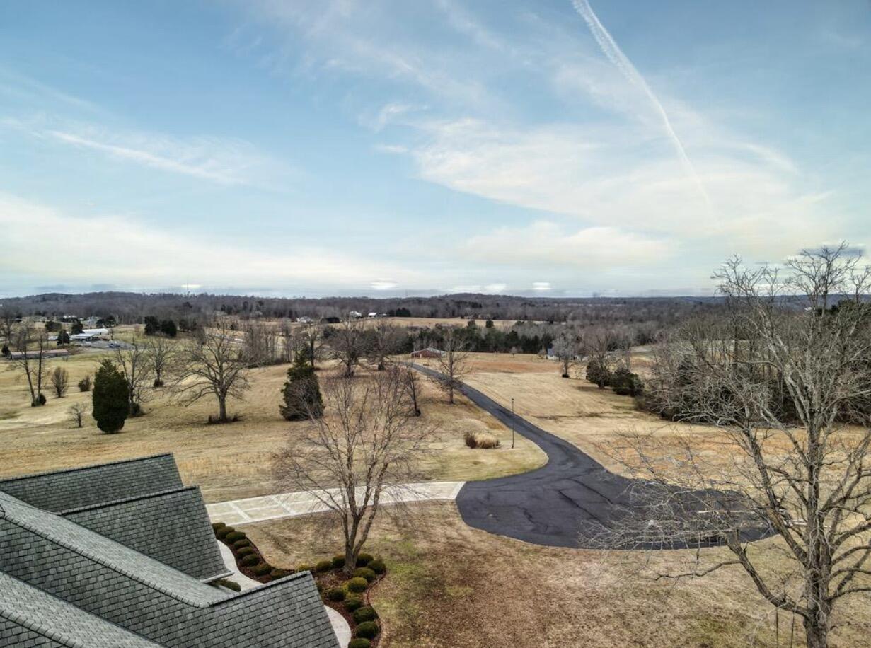 122 Fairway Acres Drive Property Photo 12
