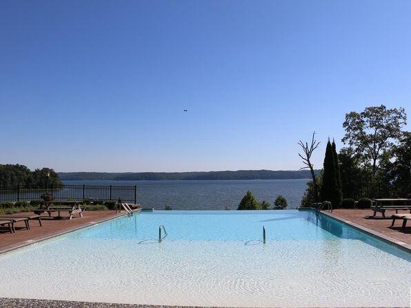 9999 Hills Hollow Road Property Photo 6