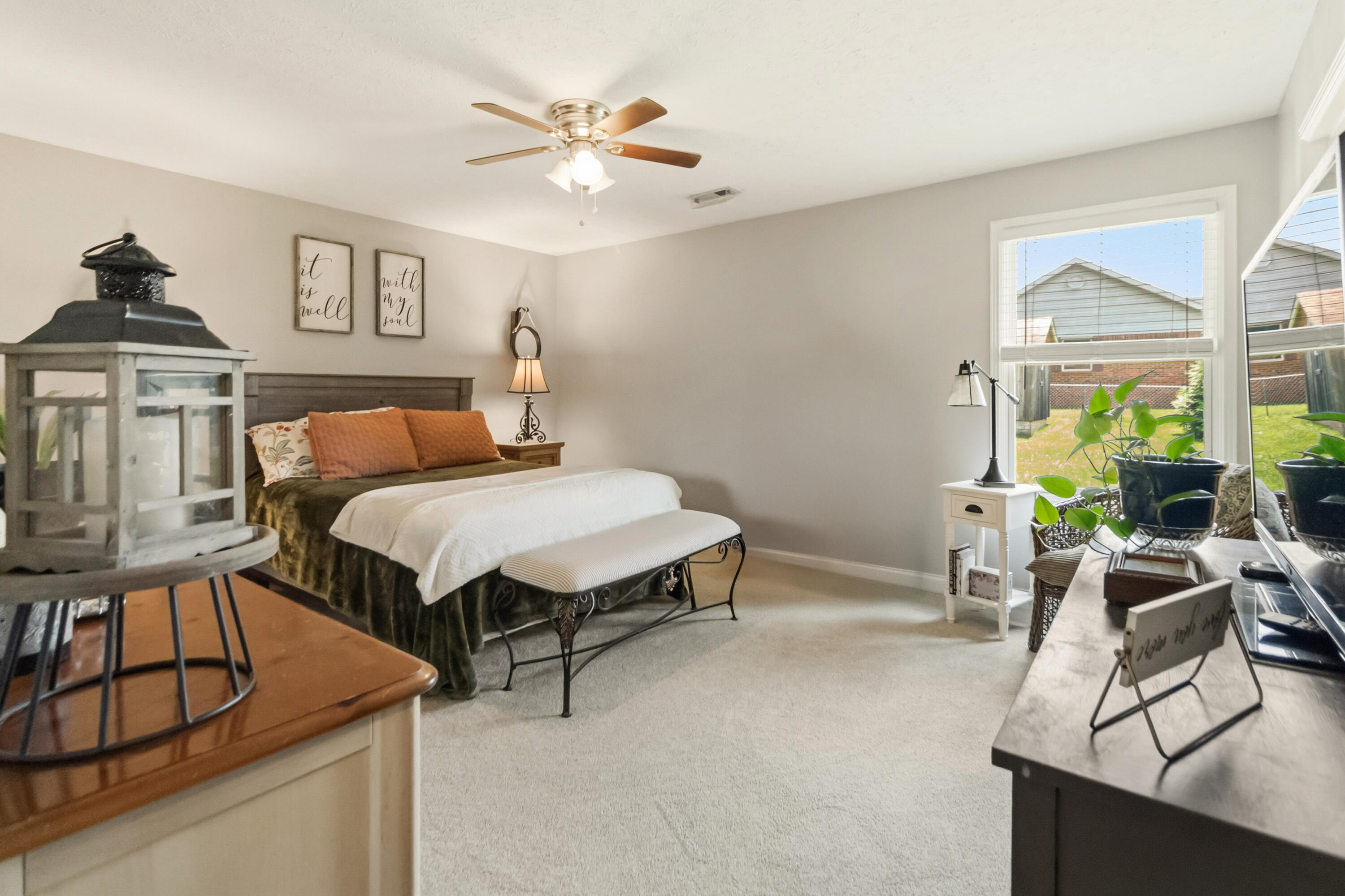 17 Enchanted Court Property Photo 17