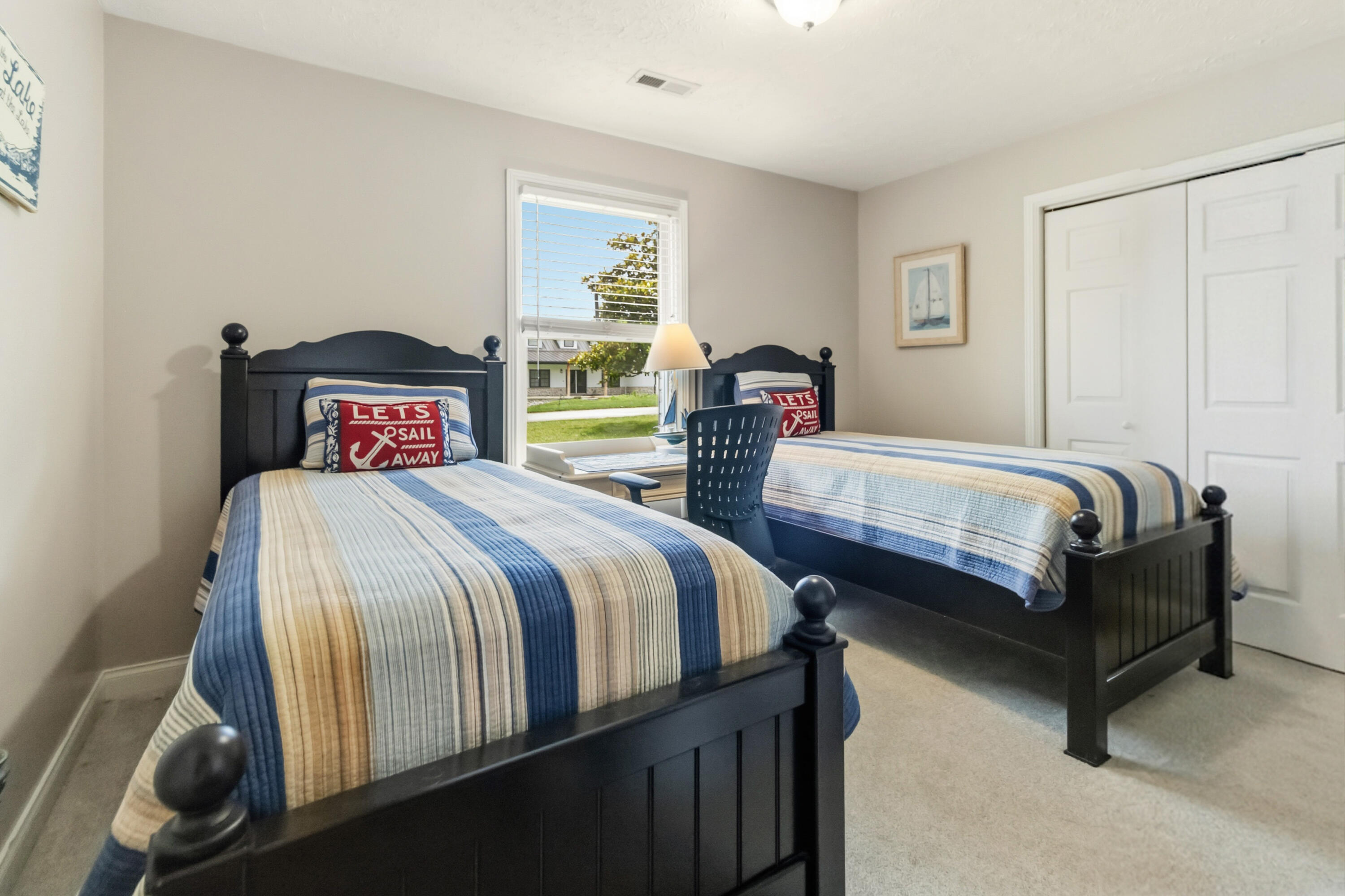 17 Enchanted Court Property Photo 19