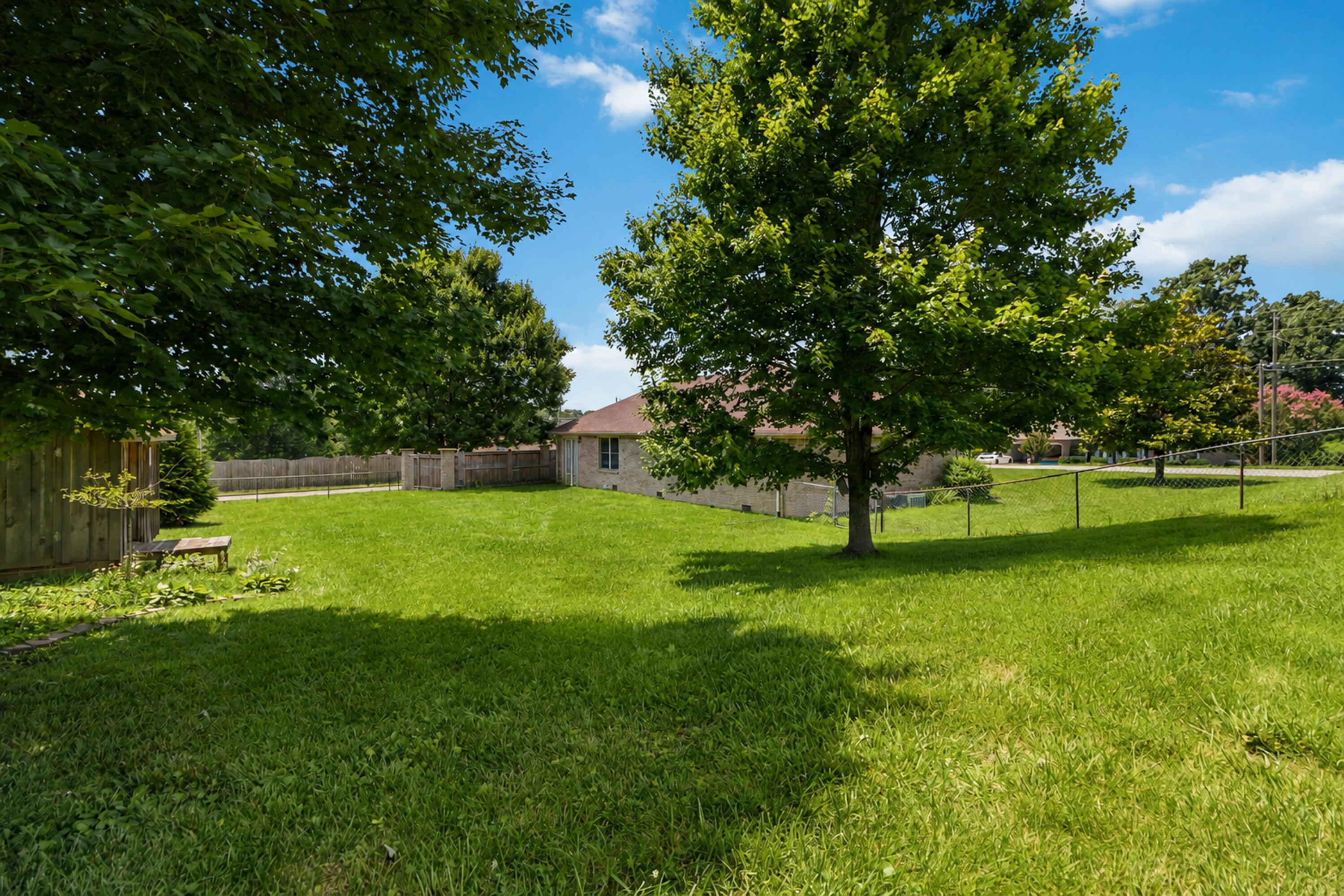 17 Enchanted Court Property Photo 30