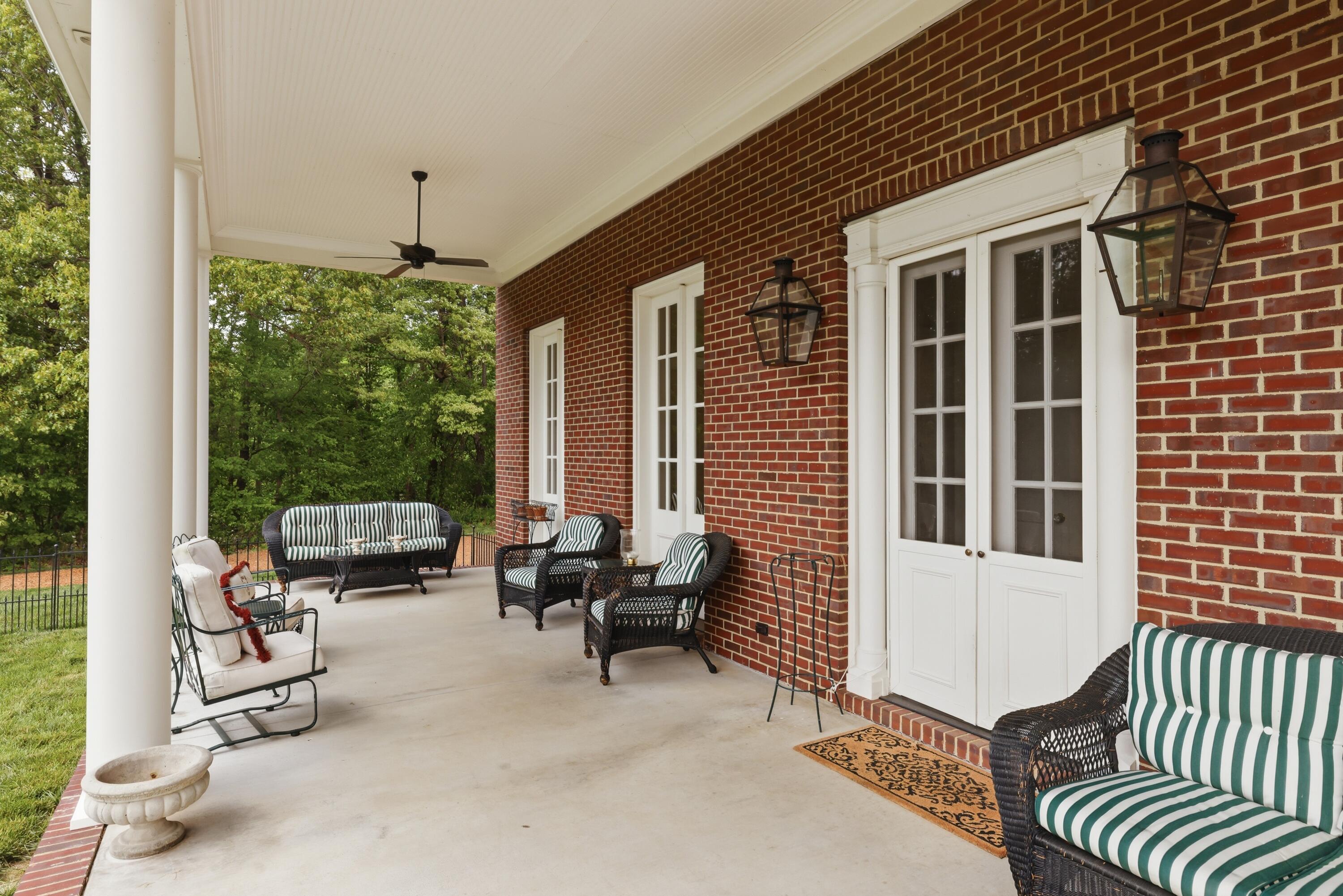 2500 Biggs Road Property Photo 13