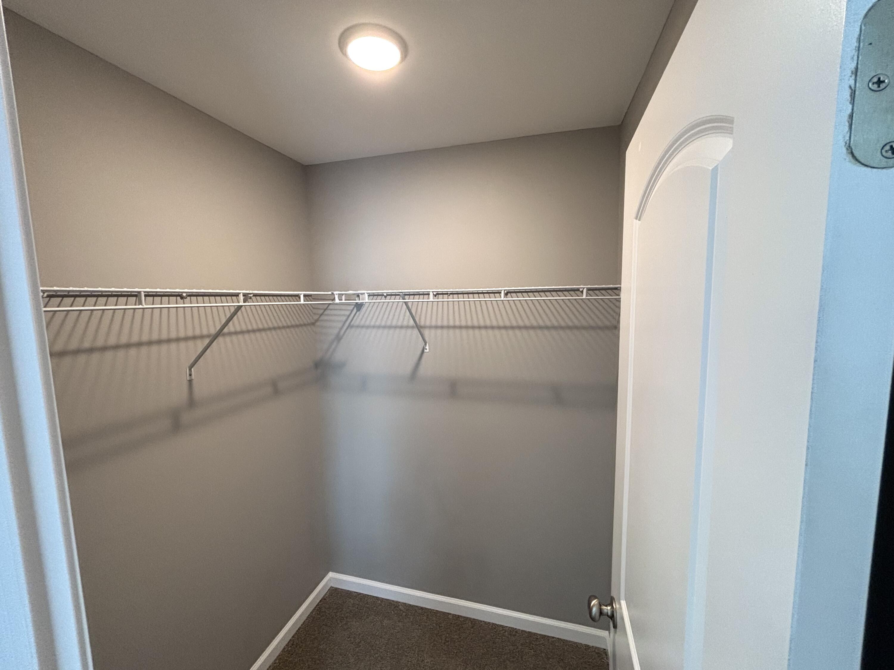2436 Feathersound Way Property Photo 14