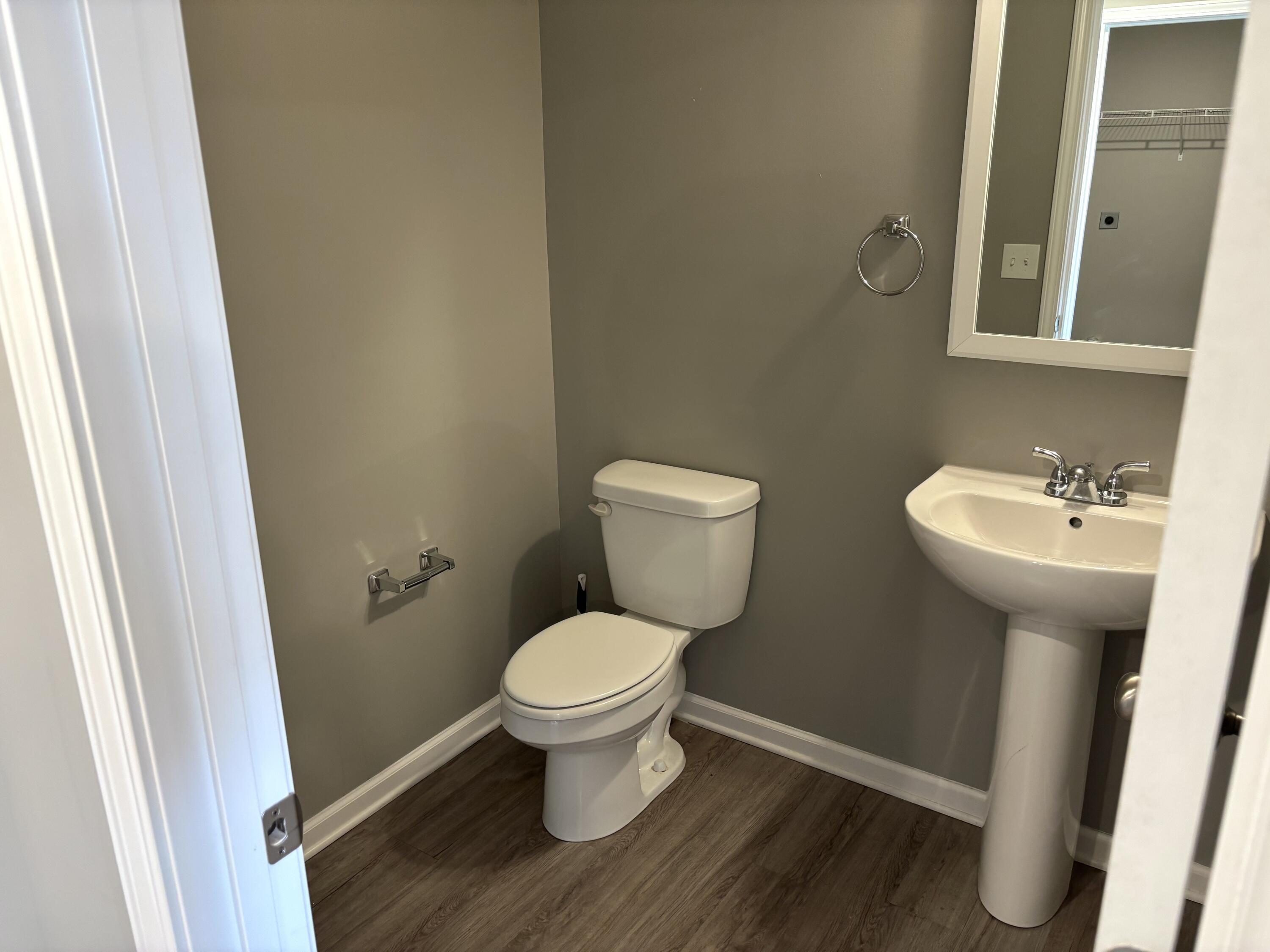 2436 Feathersound Way Property Photo 19