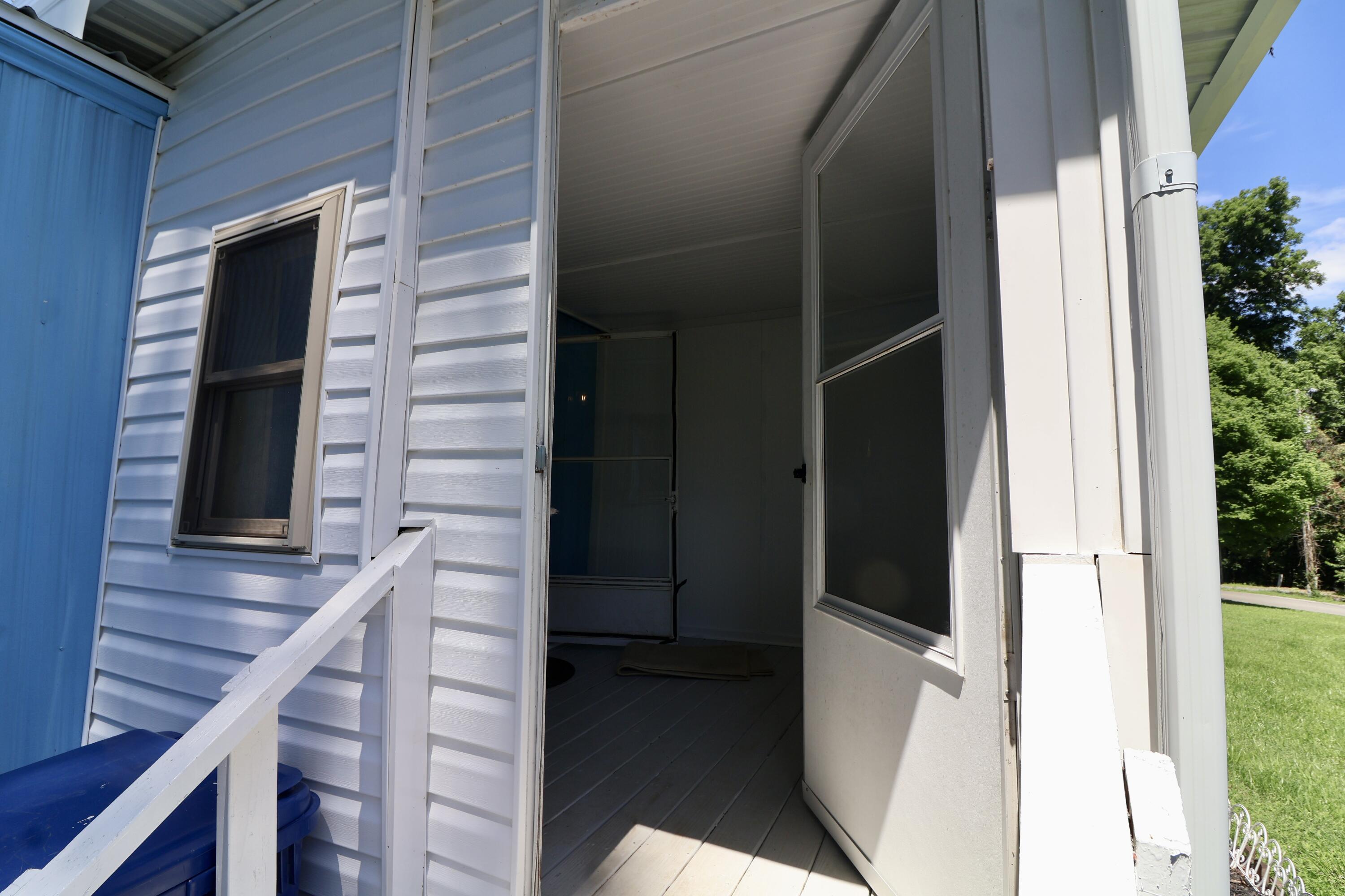 212 Virginia Circle Property Photo 3