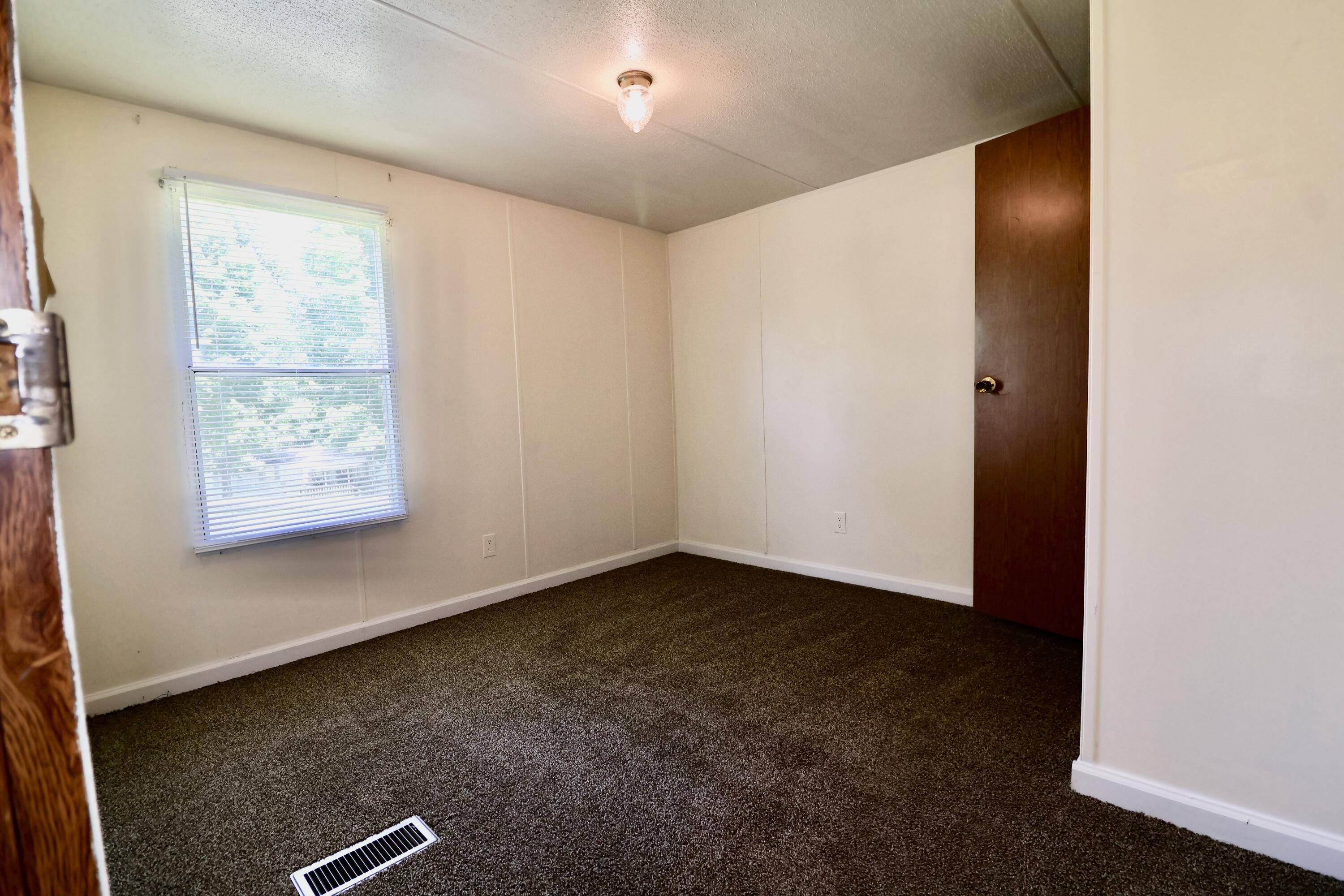 212 Virginia Circle Property Photo 21