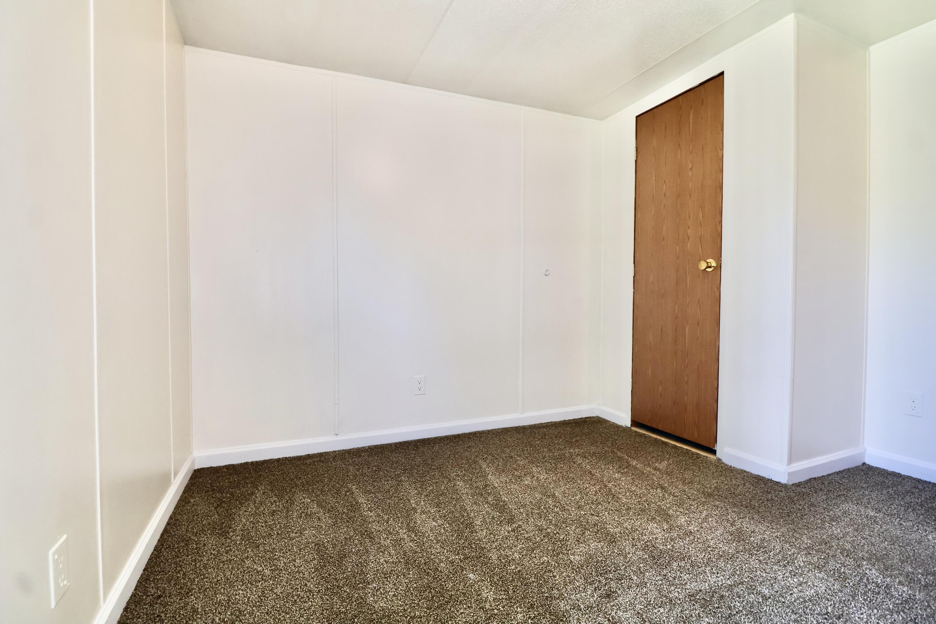 212 Virginia Circle Property Photo 23