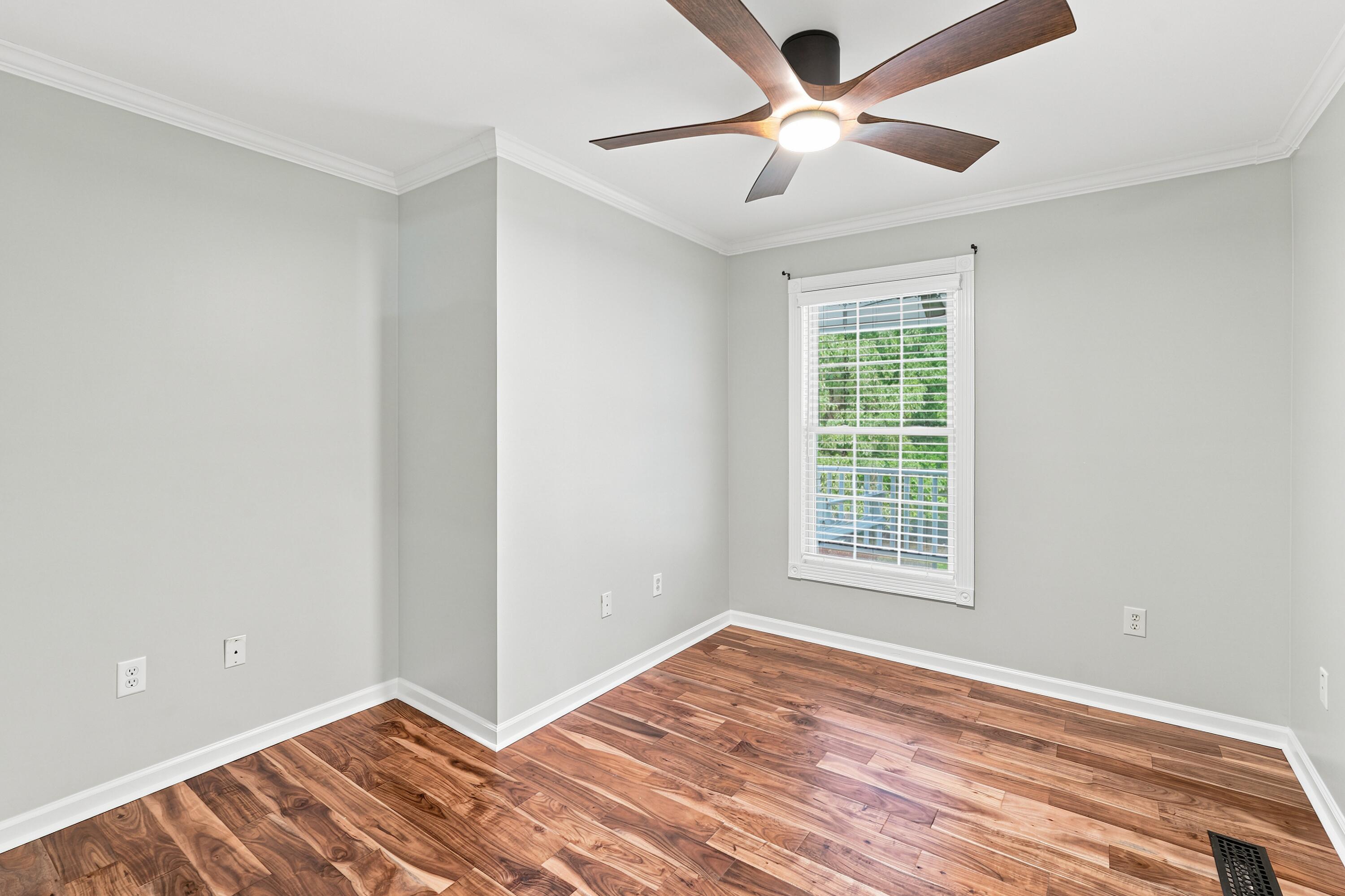 350 Holmes Drive Property Photo 19