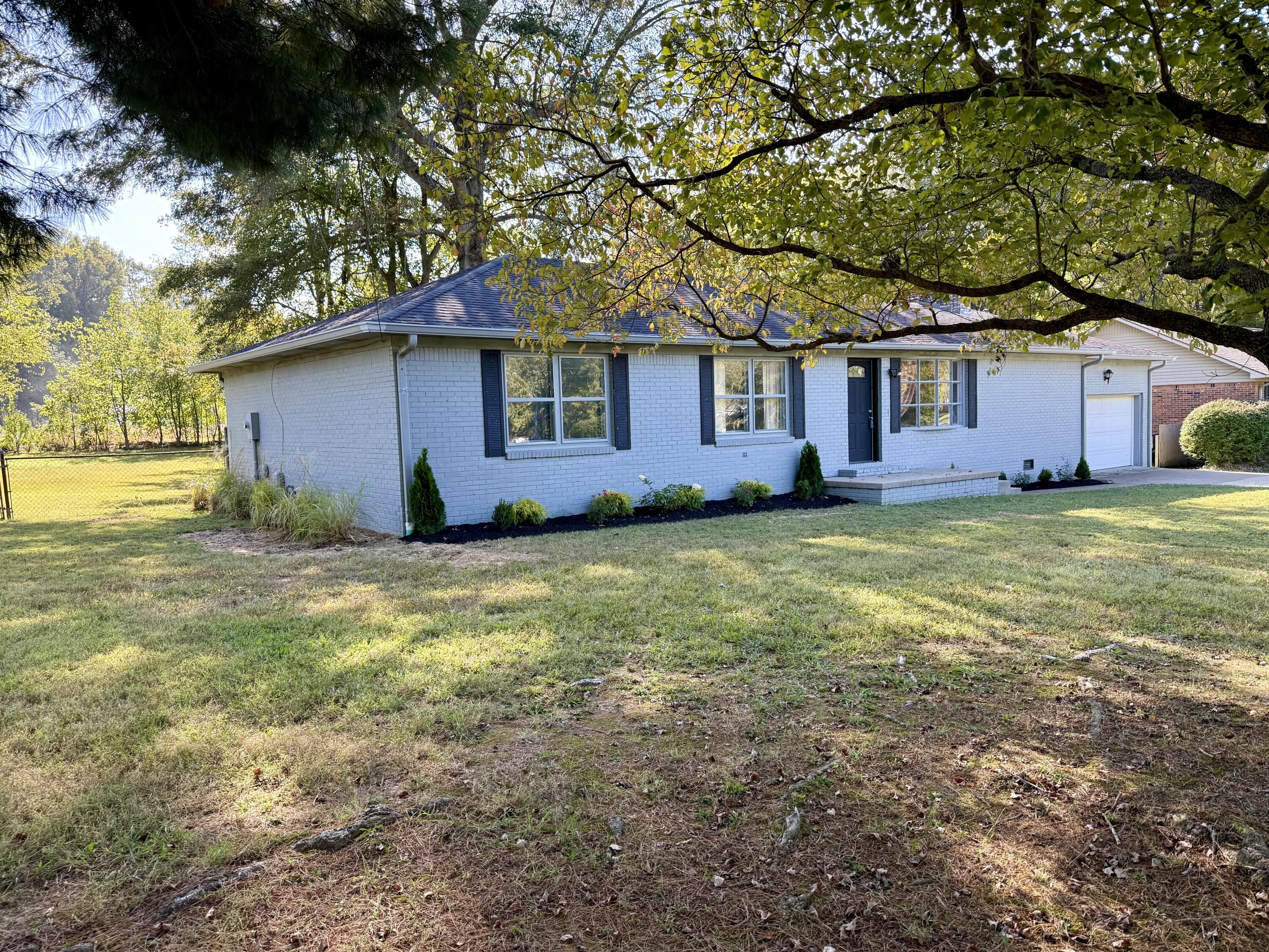 6940 Shawn Lane Property Photo 2