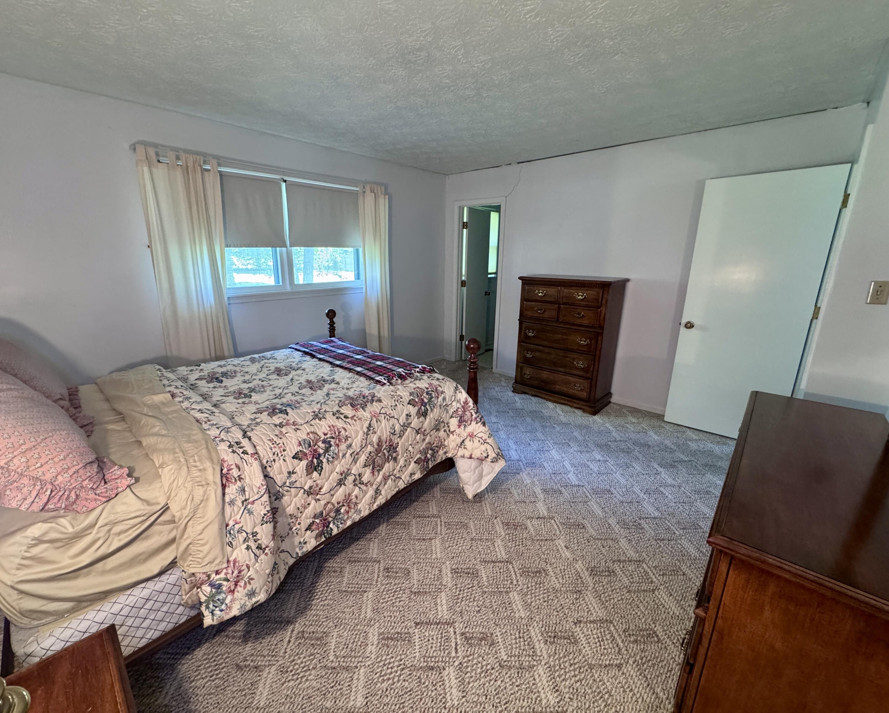 6940 Shawn Lane Property Photo 10