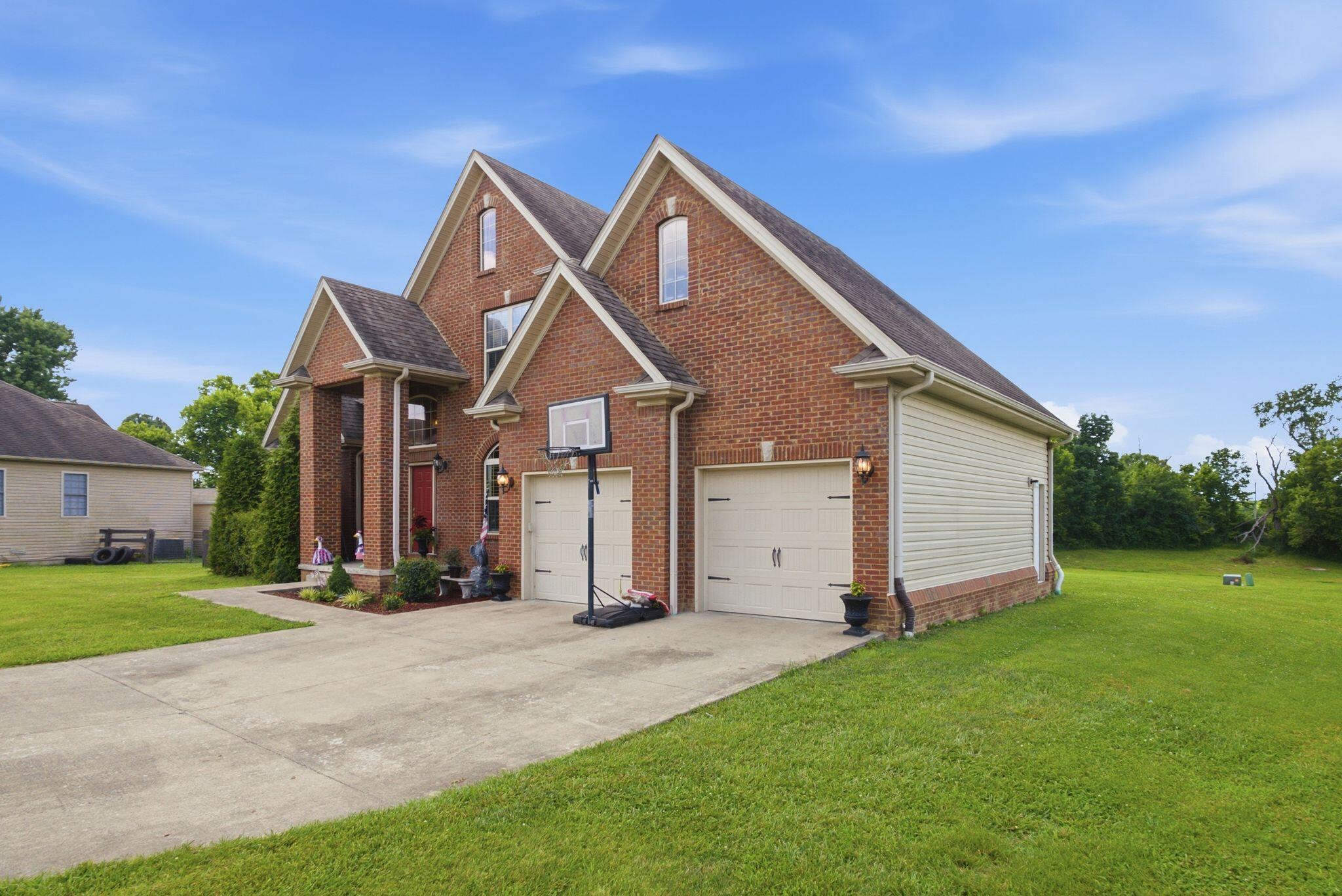 1065 Running Brook Drive Property Photo 4