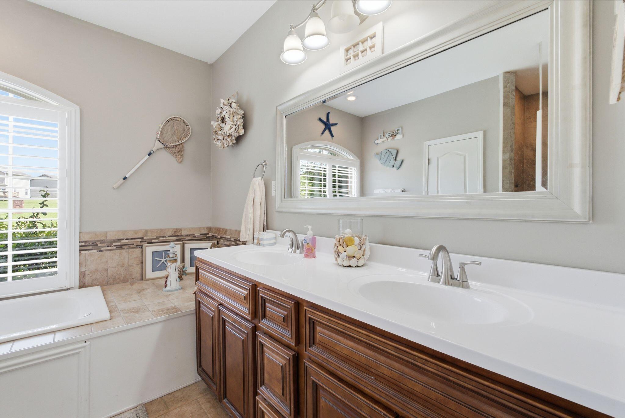 1065 Running Brook Drive Property Photo 31