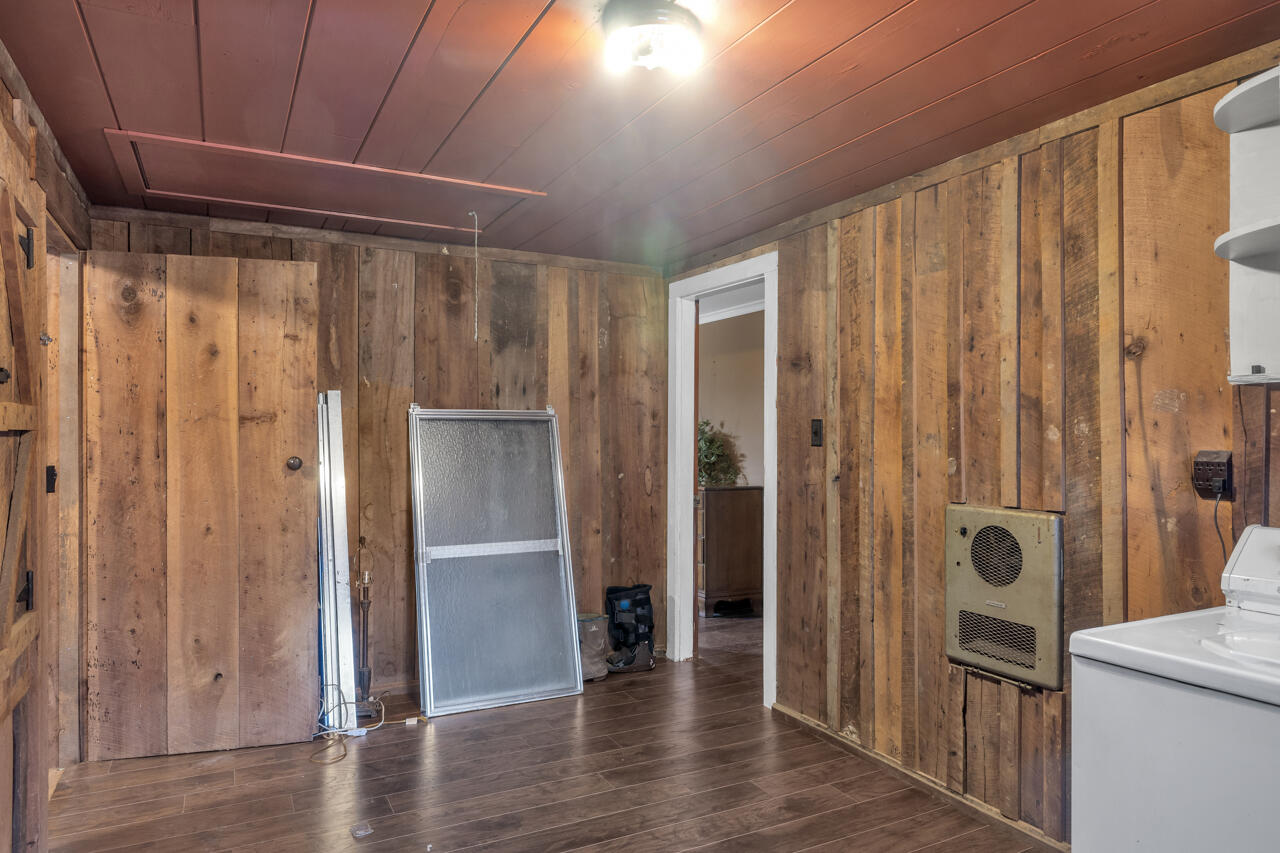 38 Elmhurst Lane Property Photo 25