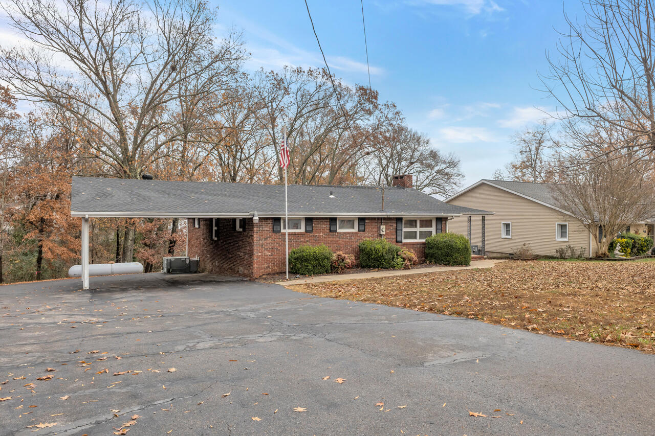 38 Elmhurst Lane Property Photo 37