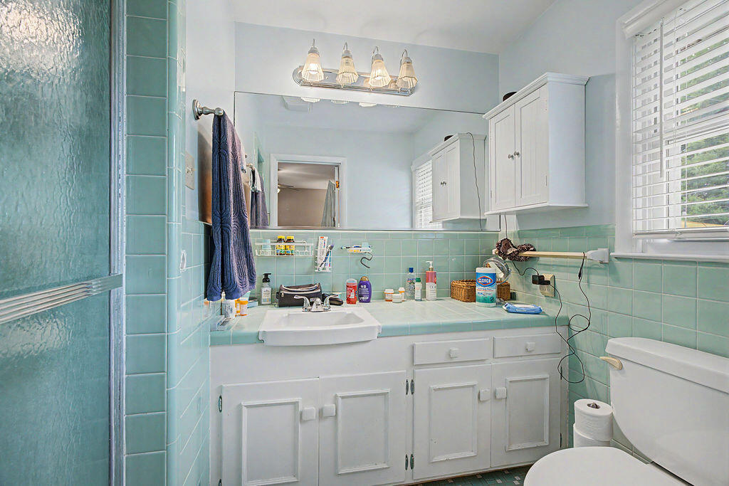 3614 Lafayette Road Property Photo 27
