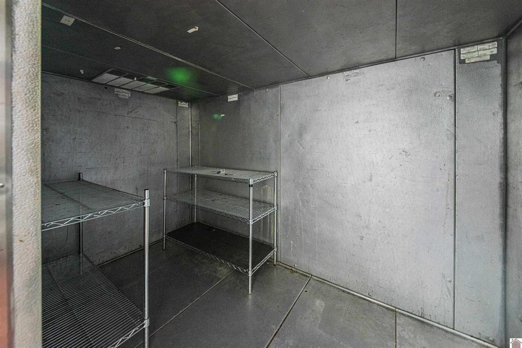 708 Complex Drive Property Photo 4