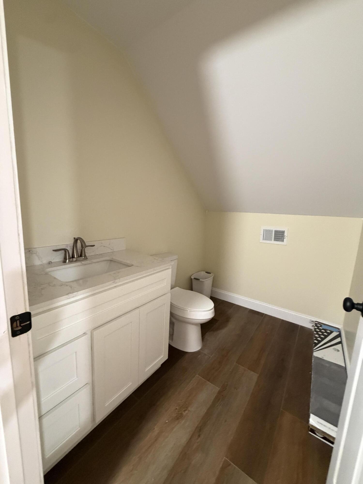 439 Lone Oak Drive Property Photo 13