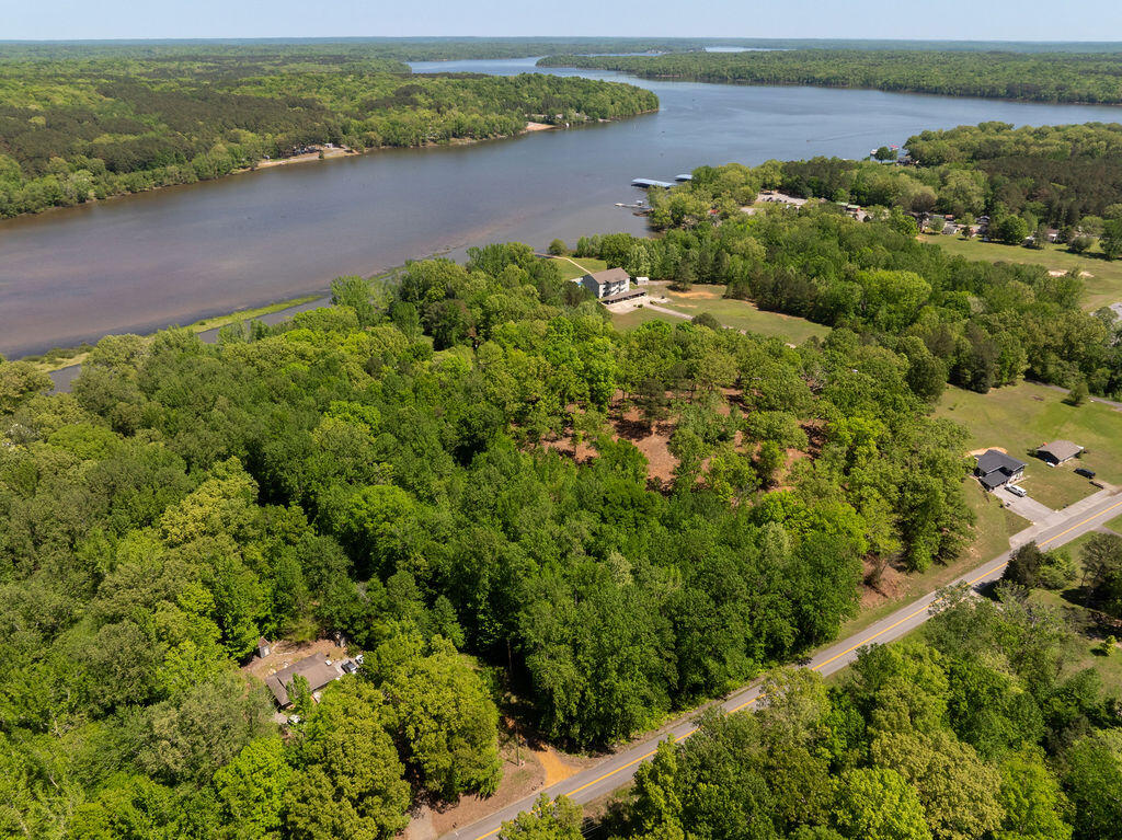 1 Sauger Lane Property Photo 4