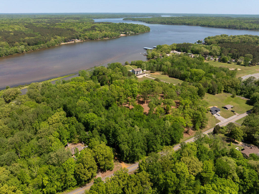 1 Sauger Lane Property Photo 5
