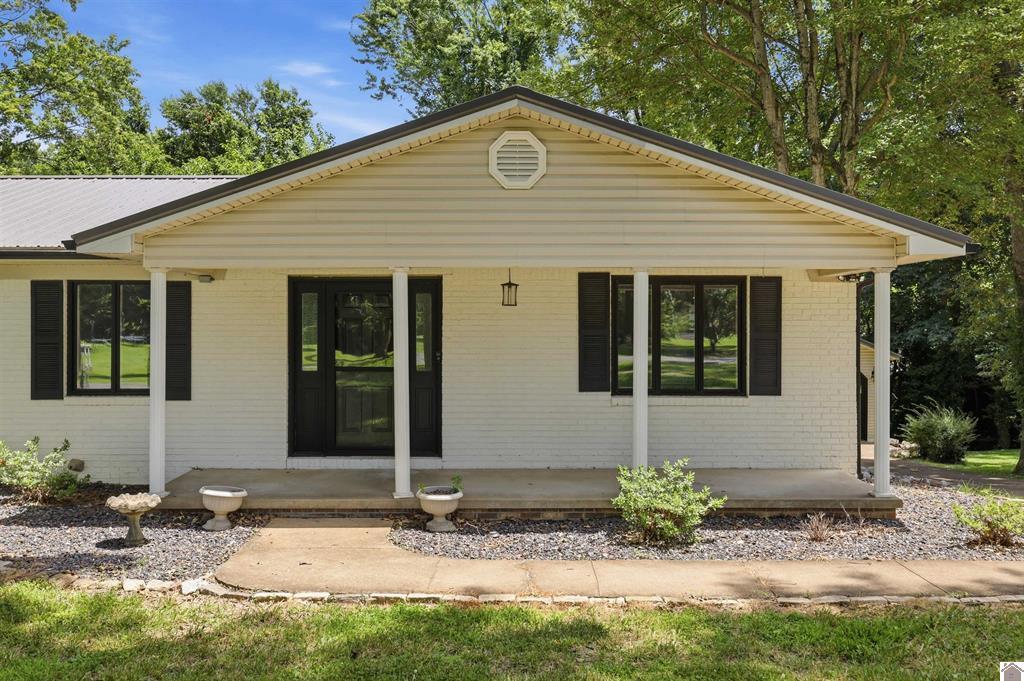 145 Treeland Drive Property Photo 4