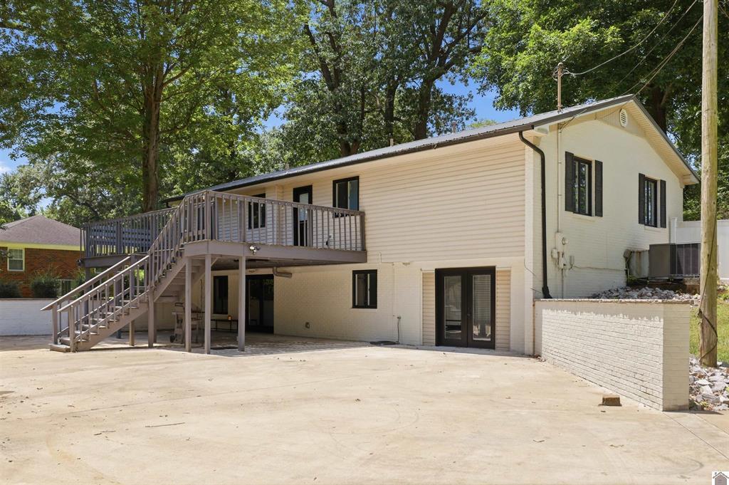 145 Treeland Drive Property Photo 7