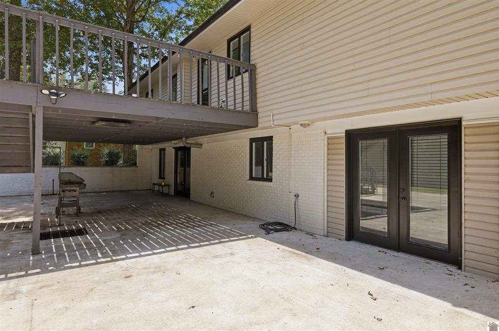 145 Treeland Drive Property Photo 8