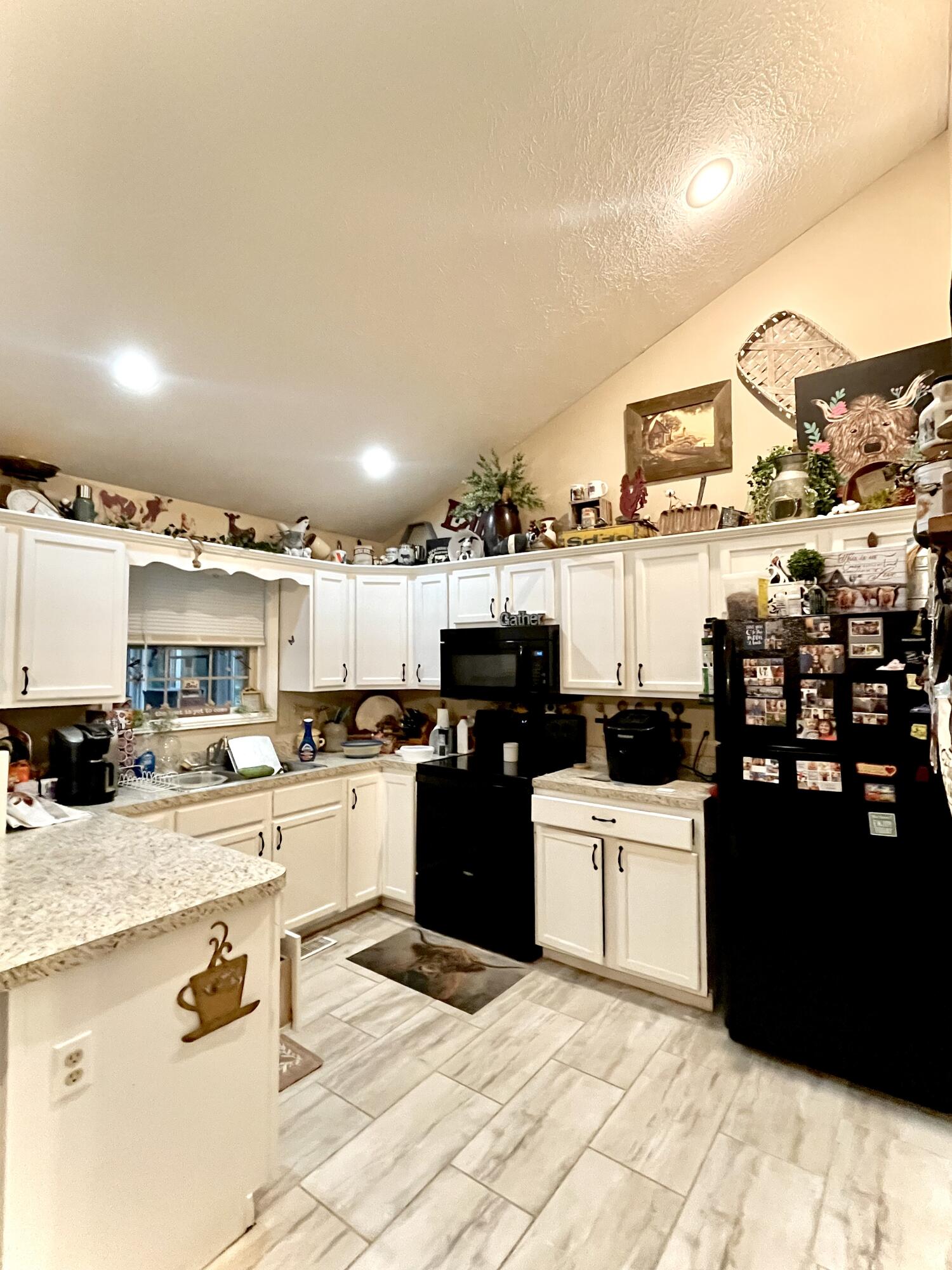 315 Pinnacle View Drive Property Photo 13