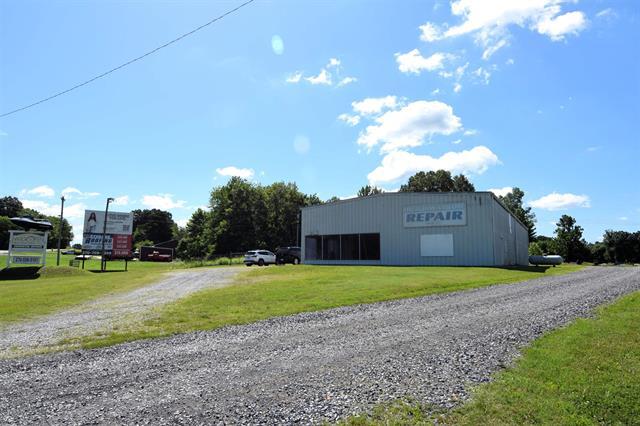 8975 Us-62 Property Photo 20