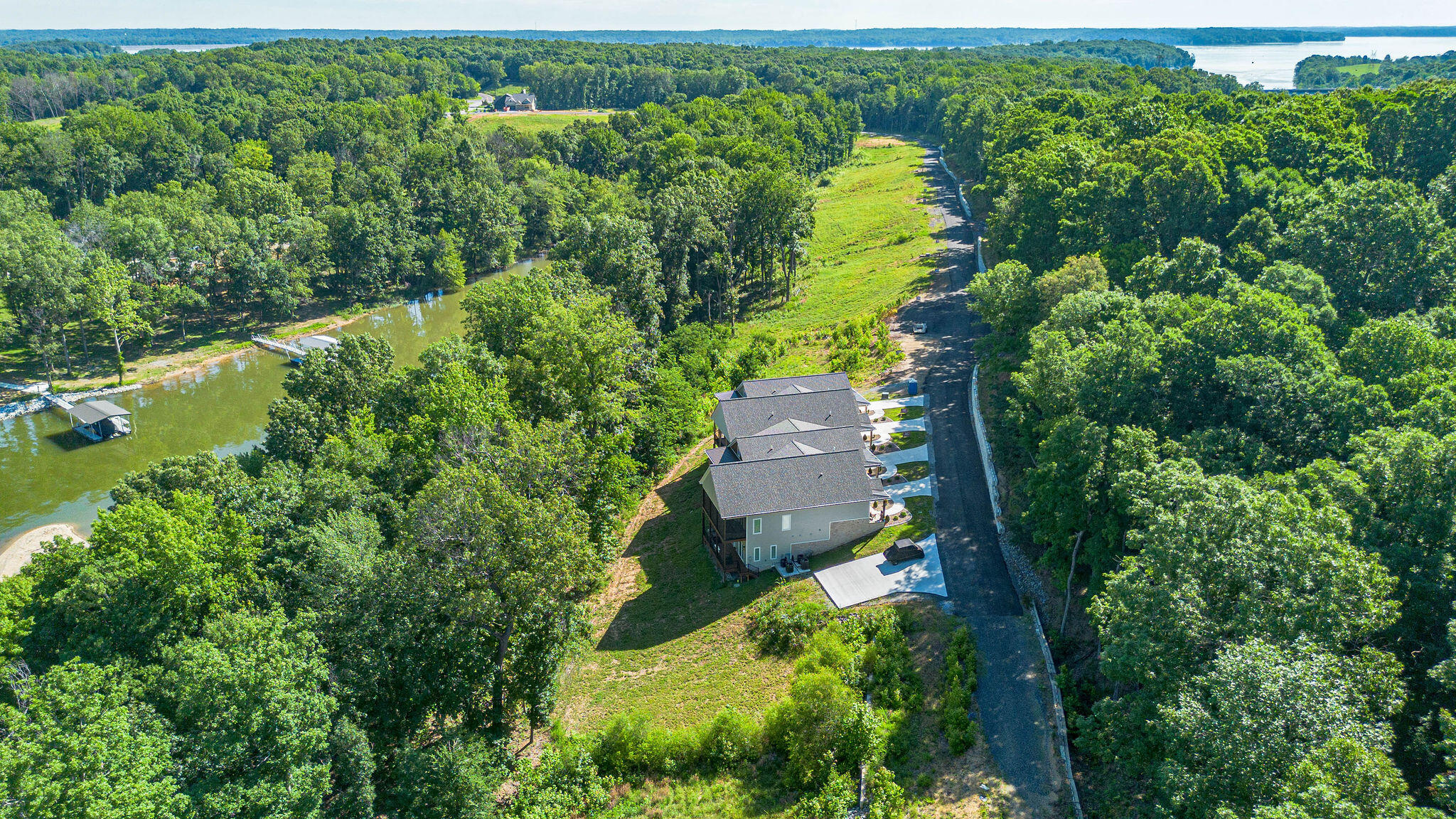 928 Eagle Point Drive Lot #16 Property Photo 22