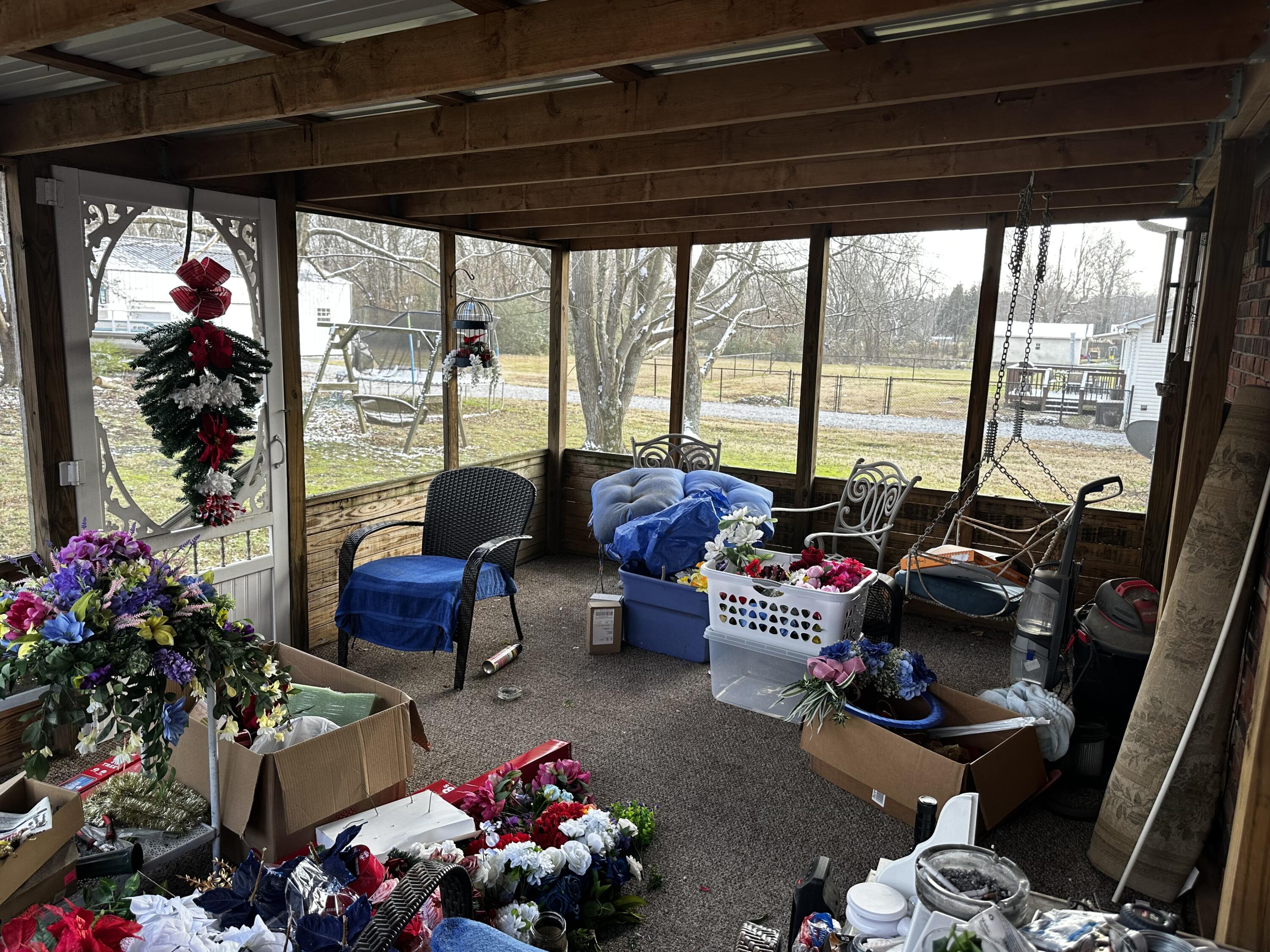 4172 Ky-303 Property Photo 14