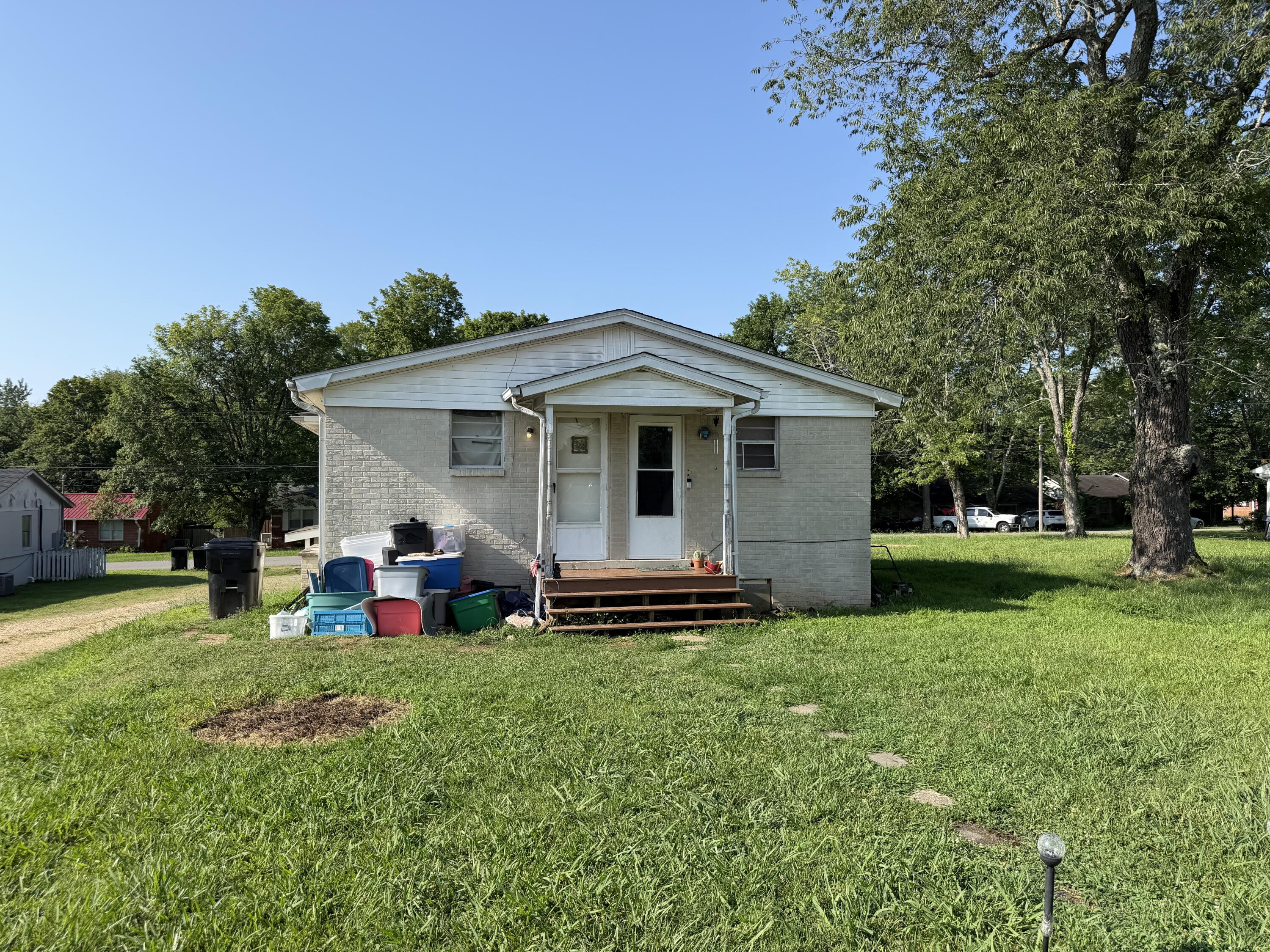 1602 Dodson Street Property Photo 1