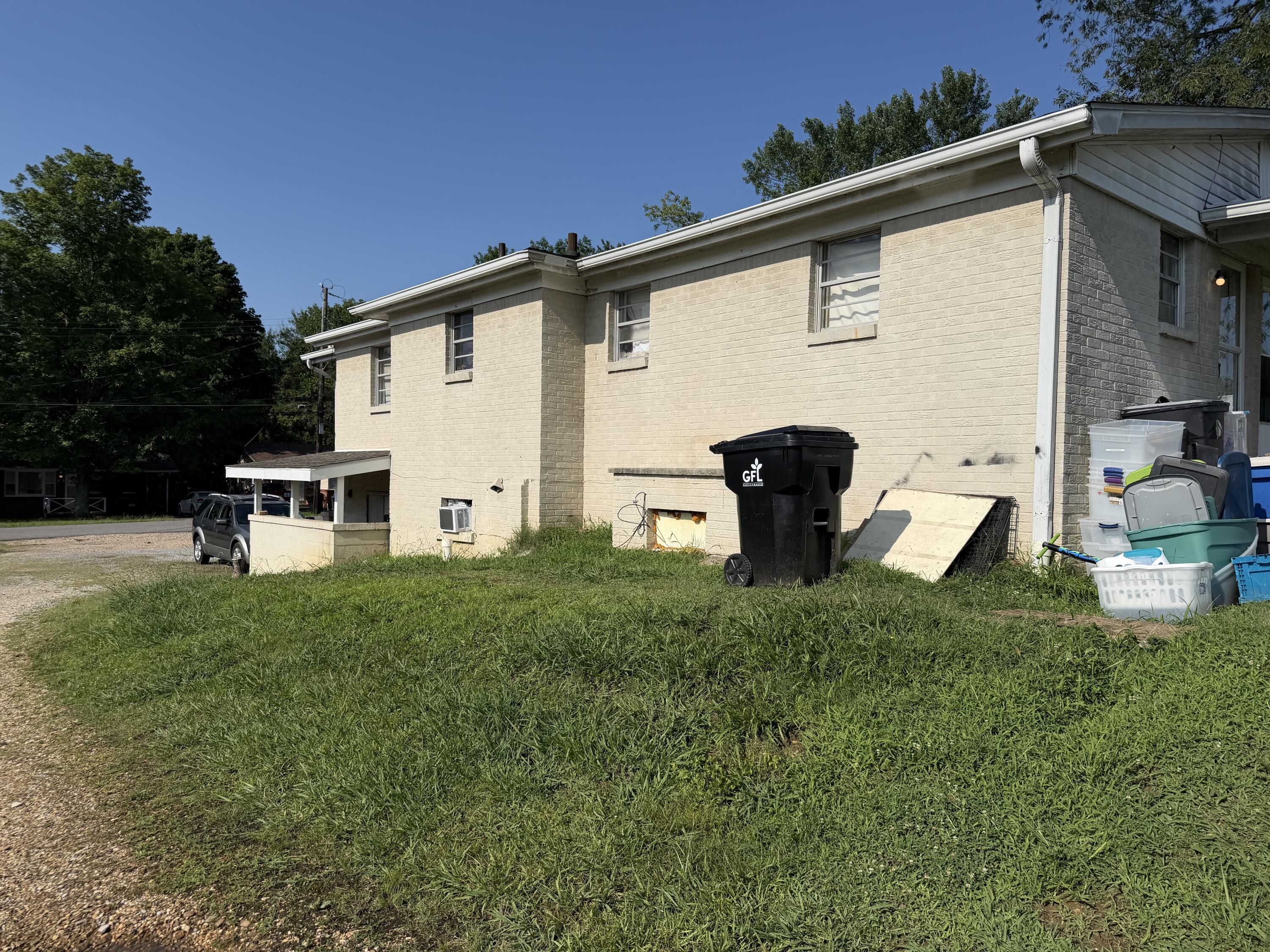 1602 Dodson Street Property Photo 13
