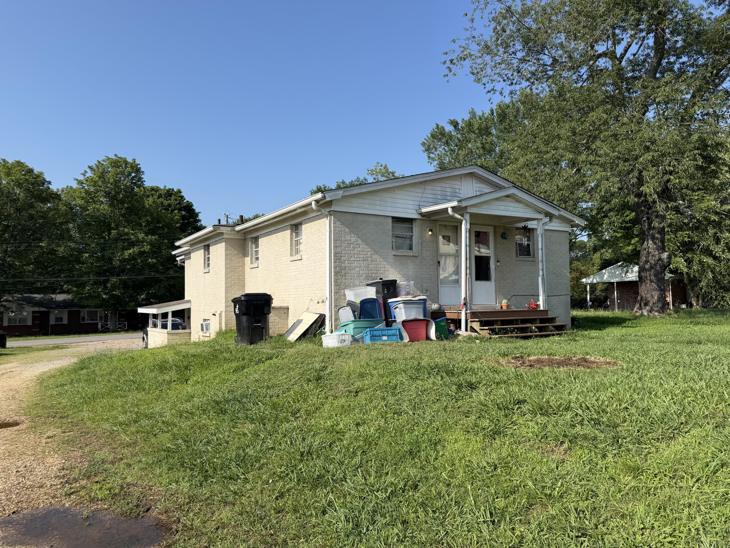 1602 Dodson Street Property Photo 14