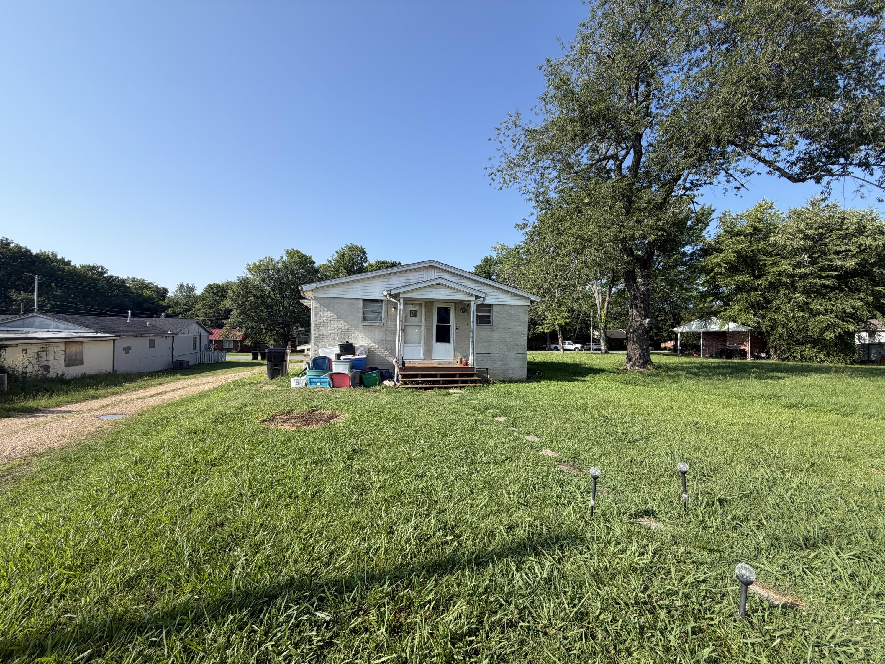 1602 Dodson Street Property Photo 15